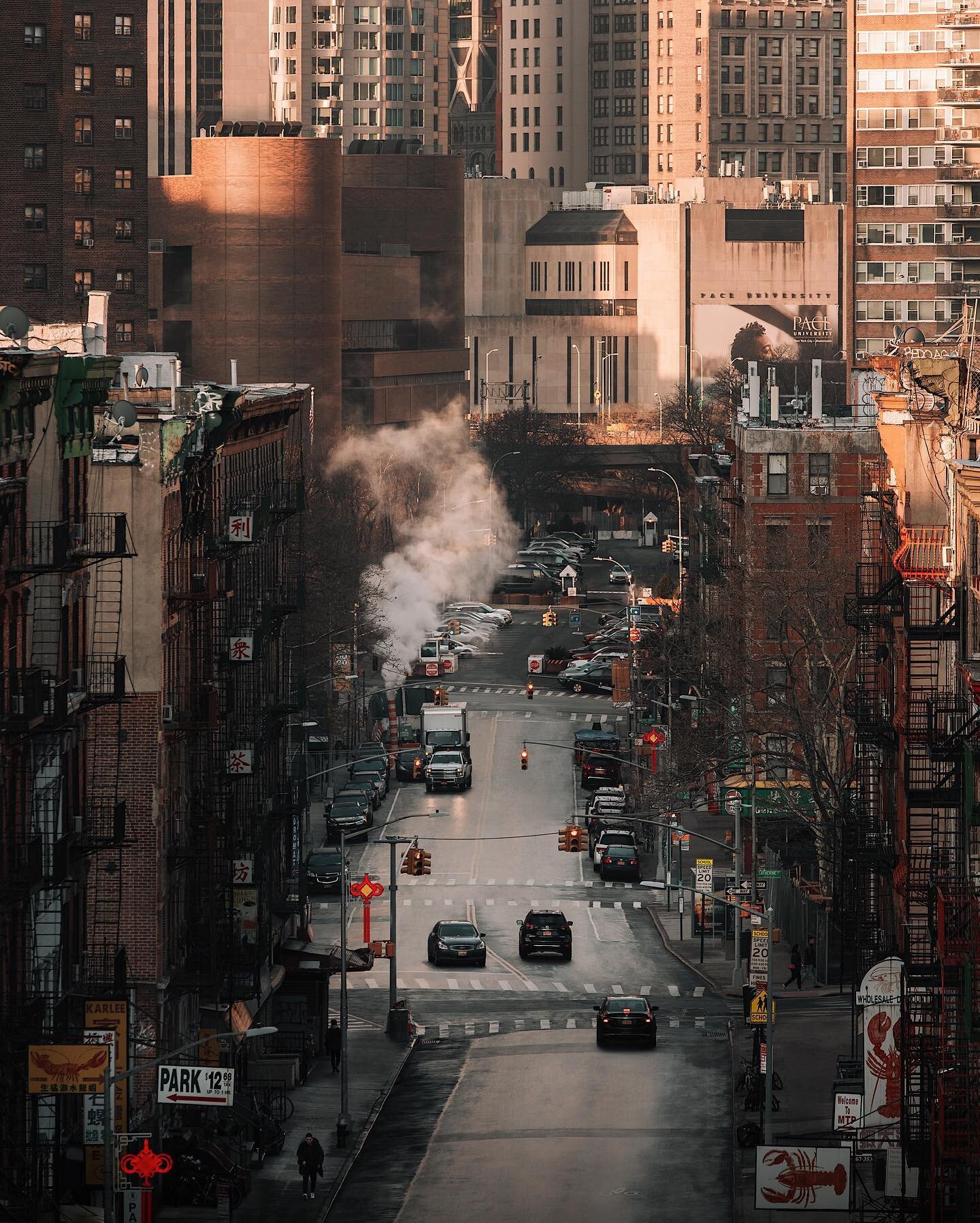 Happy to announce that I&rsquo;m @streeteasy featured photographer for the month of March.
First stop in my #streeteasyfinds is Chinatown. One of my favorite neighborhoods to take photos. 
What&rsquo;s your favorite neighborhood in New York City?
