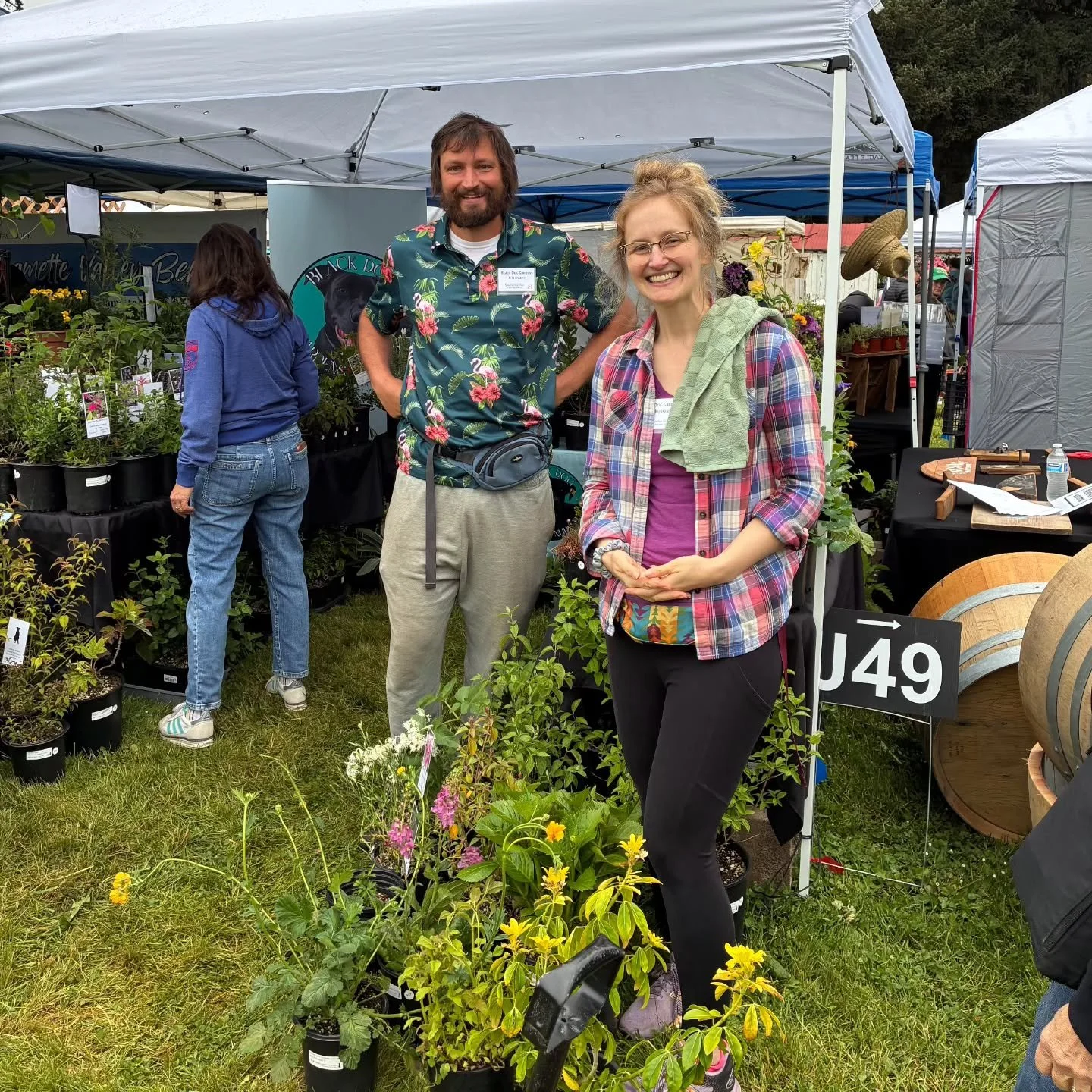 We had a marvelous time at the Spring Garden Fair put on by the Clackamas County Master Gardener Association. We loved the facts, humor, and fun coming over the loudspeaker, the educational events all around us, and the festive energy. If you attende