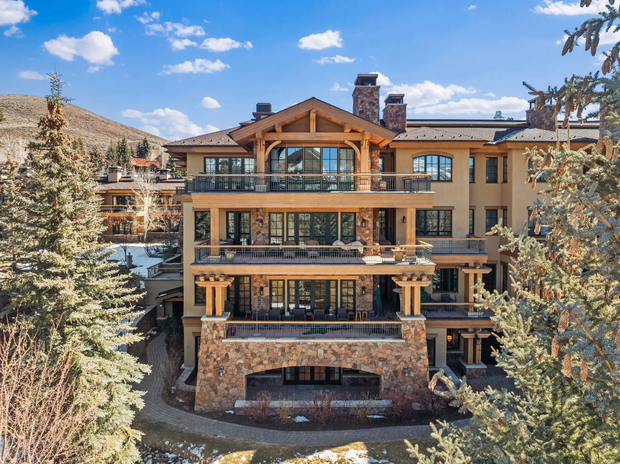 1-web-or-mls-Aerial 1.jpg