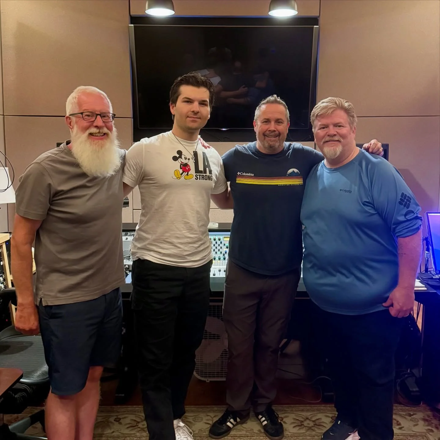 Had a great time in Seattle these past few days recording the orchestra for the score of Reimagined, an upcoming new Christmas movie by @mateomessina that I am music producing 🎥

Played some Brahms on the piano at @studioxseattle between recording s