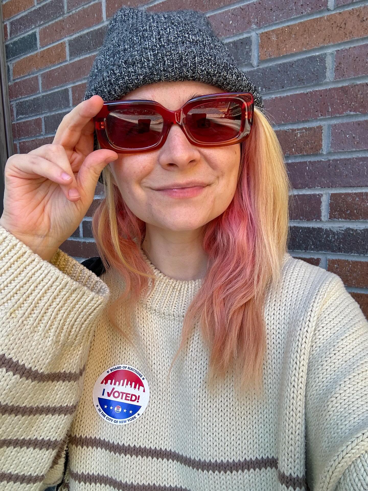 NEW YORK!!! COME THROUGH AND VOTE FOR MAMDANI!!! I AM HEADY AND WILD WITH AN UNCHECKED AND DESPERATE OPTIMISM!!! I HOLD IT AFLOAT EVEN AS IT TRICKLES THROUGH MY CUPPED HANDS!!! I WILL DO IT AGAIN AND AGAIN!!! DO NOT FUCK THIS UP!!! THE COUNTRY IS WAT