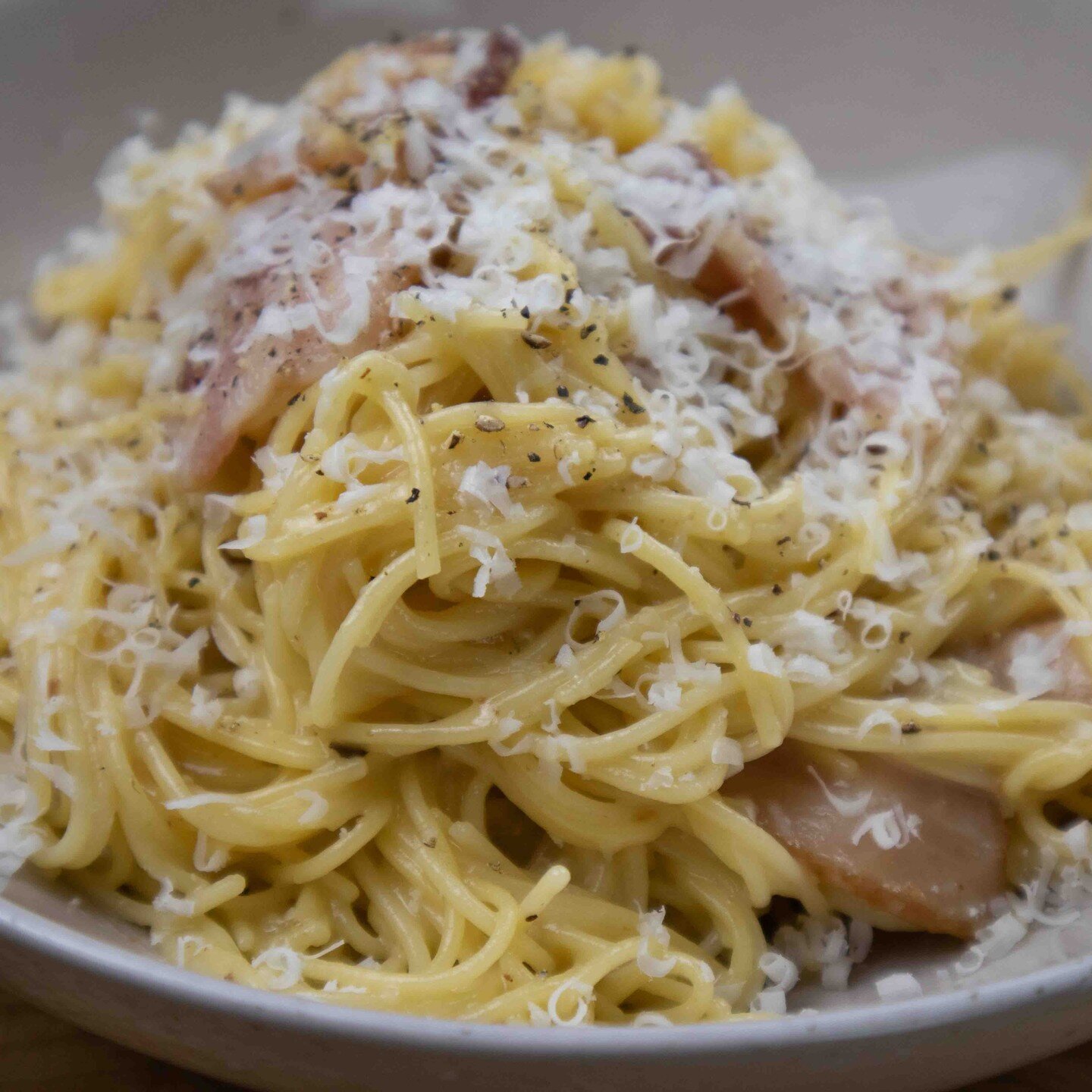 Angel Hair Carbonara is this easy, dreamy, and cheesy dish that makes you feel like you're getting a little hug~ Made with plenty of cheese, it is the ultimate comfort meal! 😍

I love this pasta dish because it can be made all in one pot! I use my D