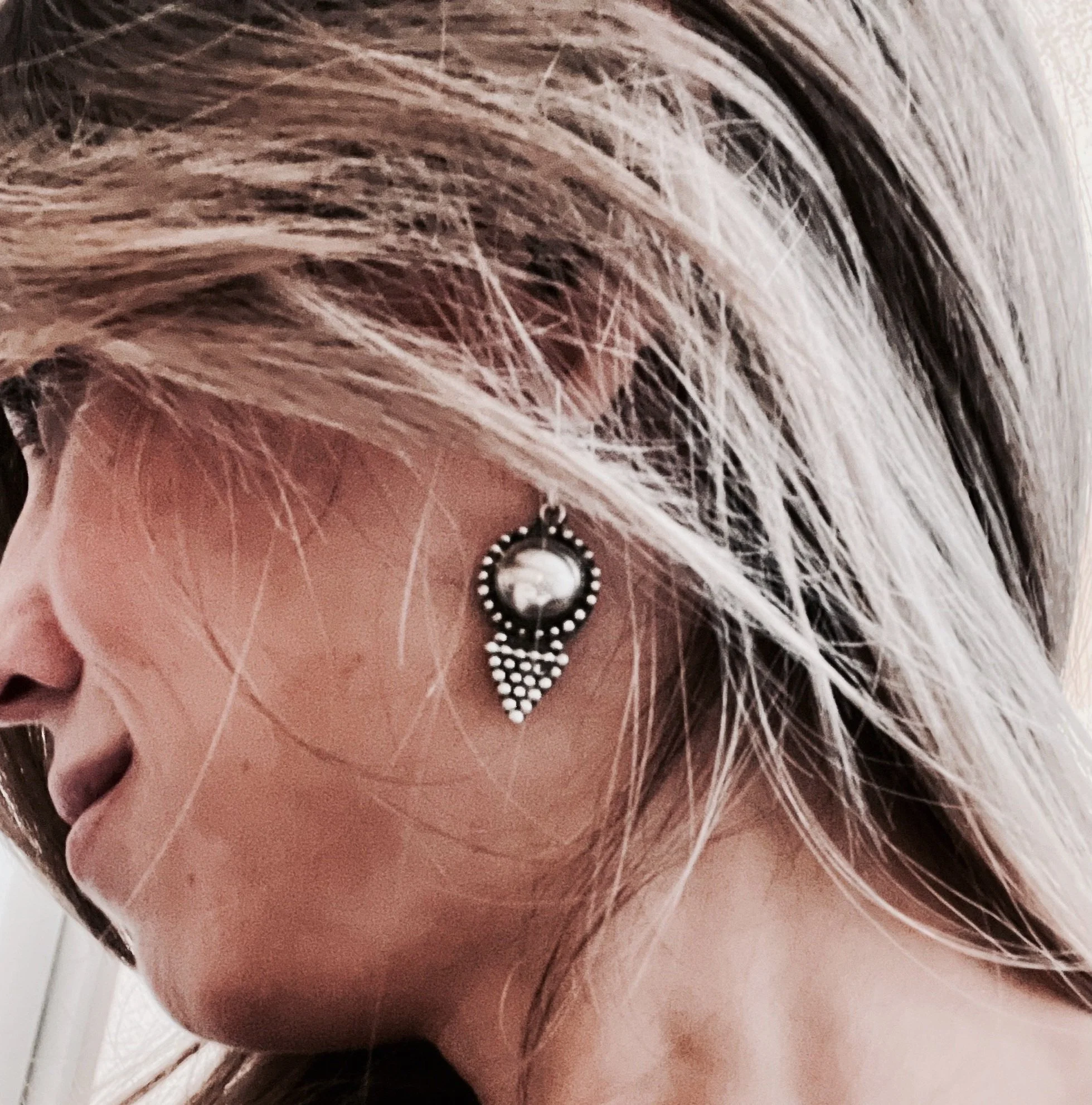 me+earing+eu.jpg