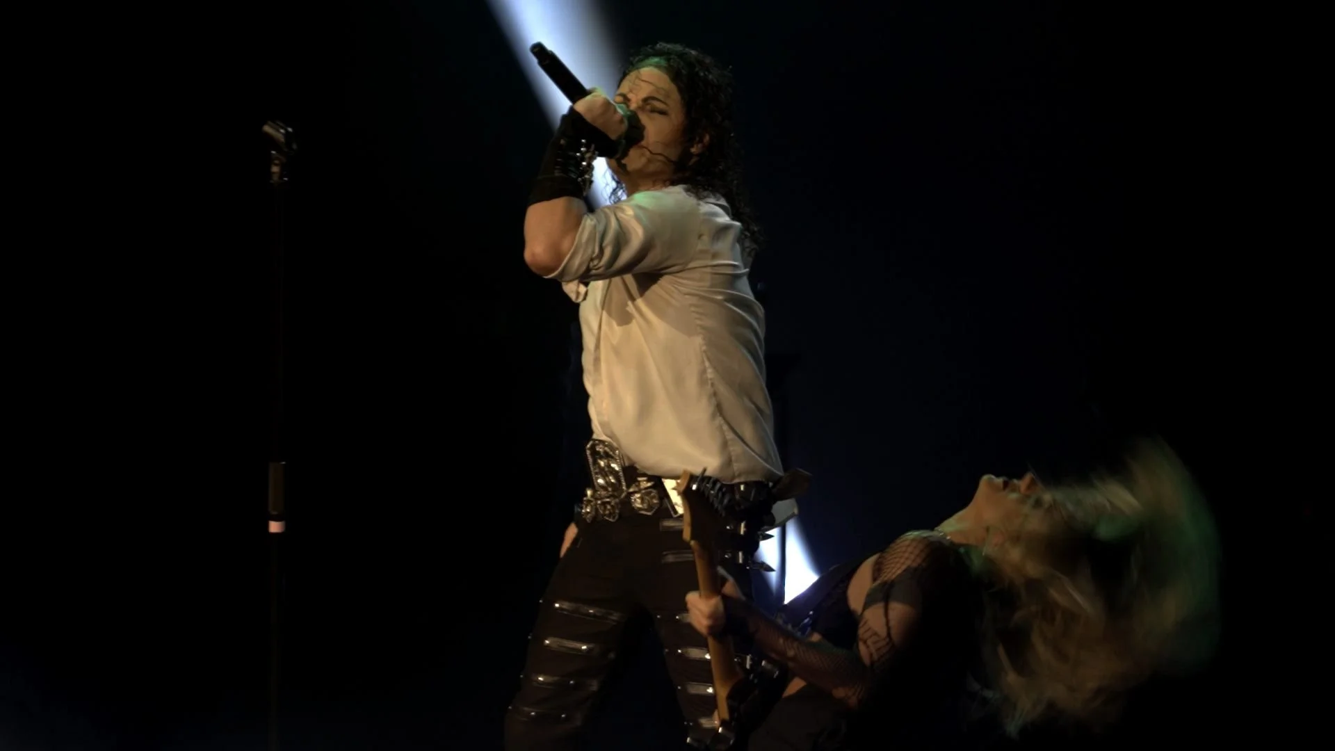In-Vincible - A Glorius Tribute to Michael Jackson