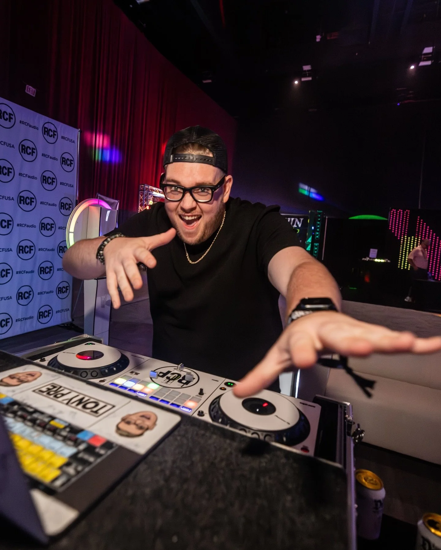 Another year w/ @rcfusa at @djxshowofficial 

No demo room this time but rocking the show floor and showing exhibitors the power of the RCF EVOX 12 speakers and the NXL14-A!

What speakers do you use? Let me know below👇🏻