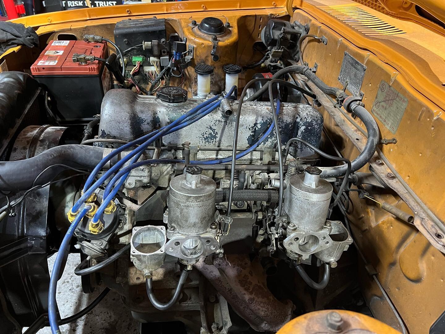 Finally getting around to rebuilding these #sucarbs on the #180bsss #datsun full clean in and out, new floats, needle valves, hoses and pump. #vintagecars #darylsmotors #service #restoration &amp; #repair #referafriend