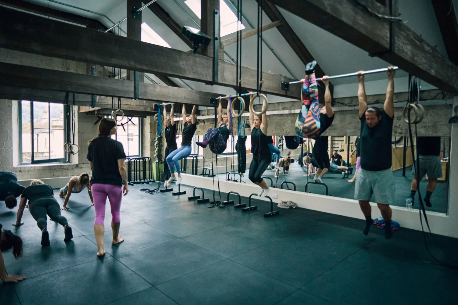 CaliUnity members training together