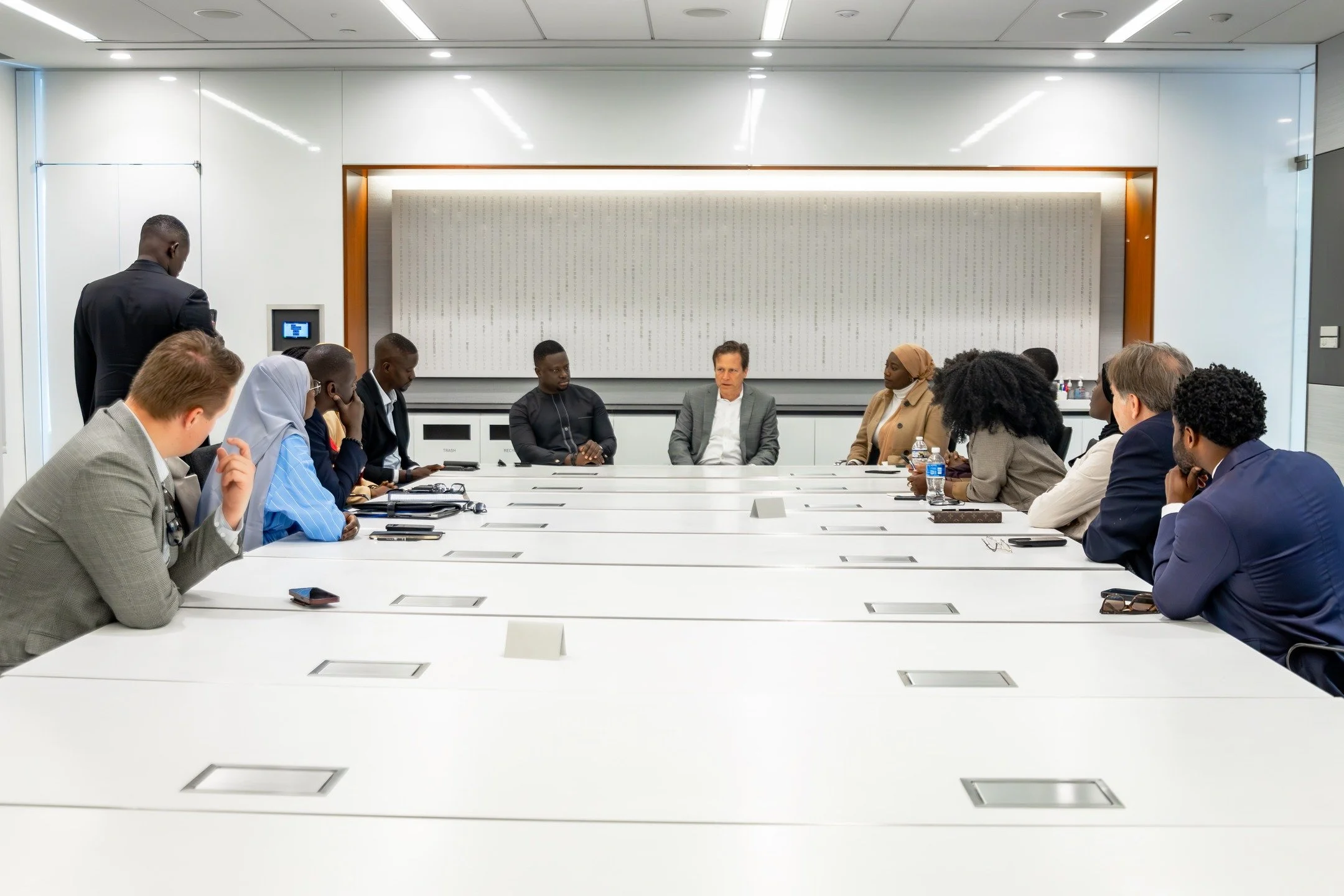 Votre image ouvre des portes bien avant Vous !

Avant m&ecirc;me qu'on vous rencontre en personne, votre image &ndash; qu&rsquo;elle soit digitale ou visuelle &ndash; parle pour vous.

&Agrave; travers mon exp&eacute;rience, j&rsquo;ai accompagn&eacu