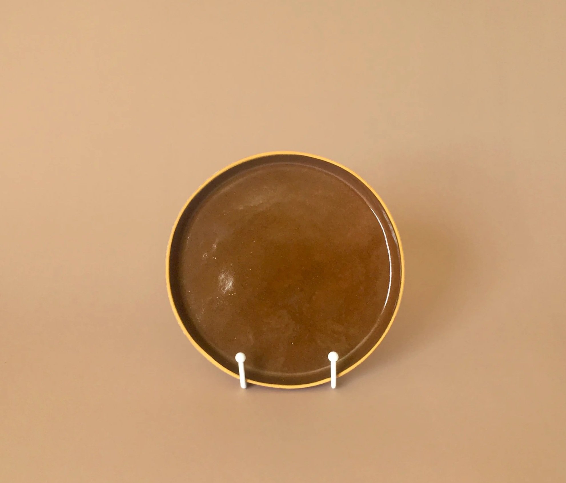 orange+plate+stand.jpg