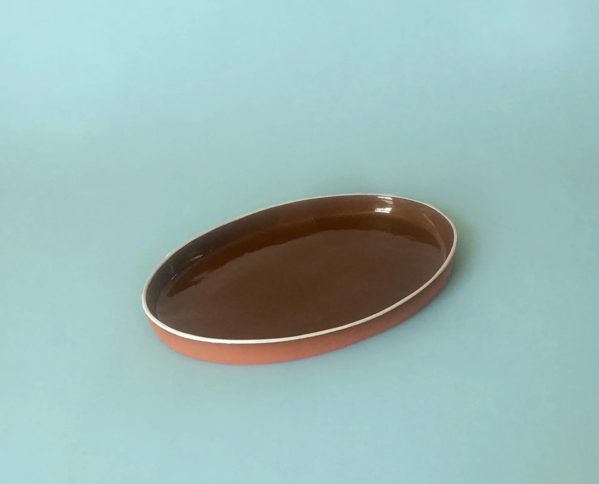 L+white+oval+server.jpg
