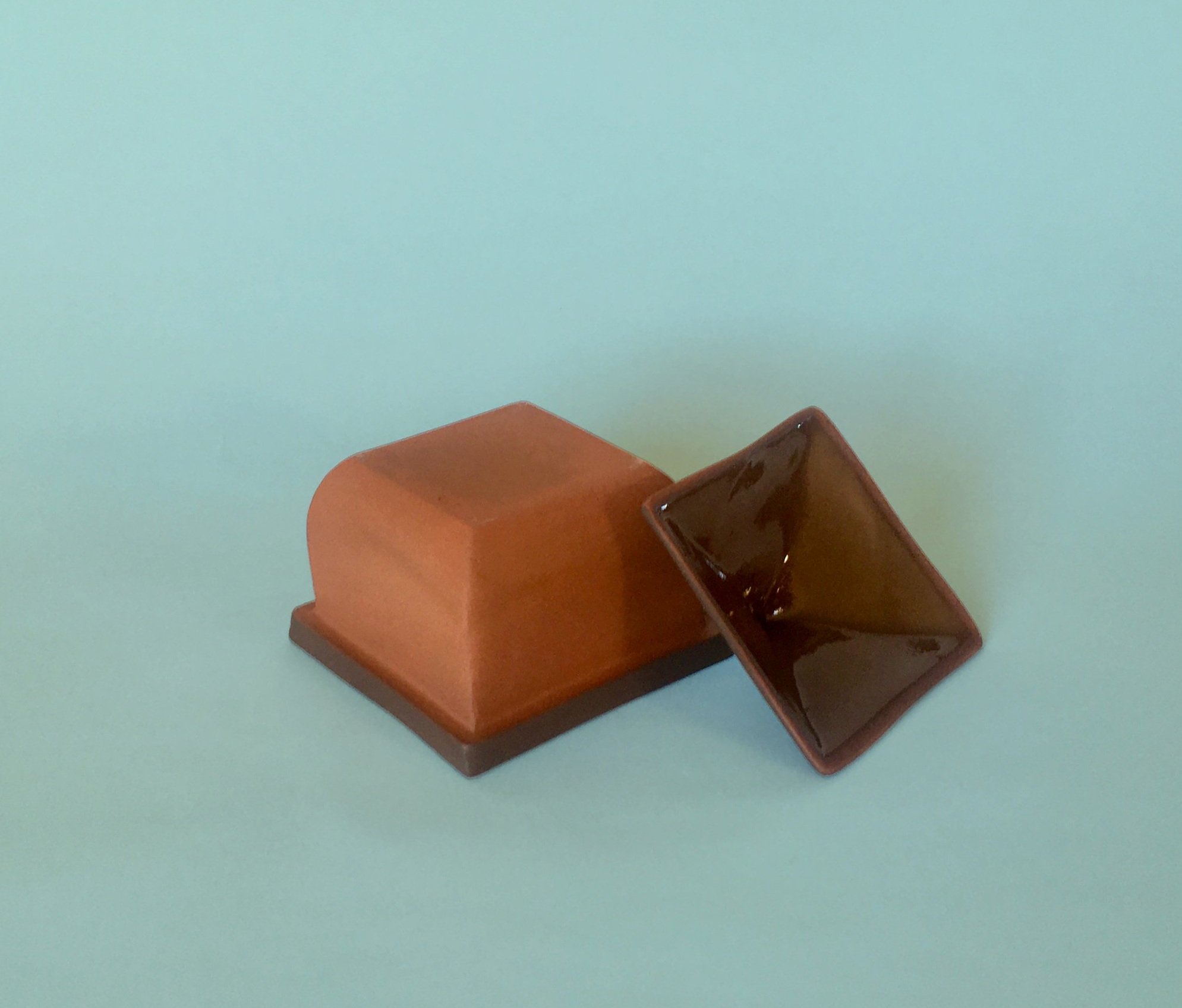 sq+L+upside+down+brown.jpg