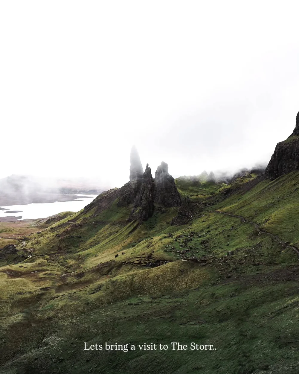 Moody scenery at The Storr, Scotland. Swipe for a top-class hiker's lunch 😋😂@jonnepiek⁠
⁠
👉🏻 Everything about Scotland in one place #mitevisuals_scotland 🏴󠁧󠁢󠁳󠁣󠁴󠁿⁠
⁠
🙋🏼&zwj;♂️ Follow @mitevisuals for more⁠
⁠
&bull;⁠
&bull;⁠
&bull;⁠
#scotl