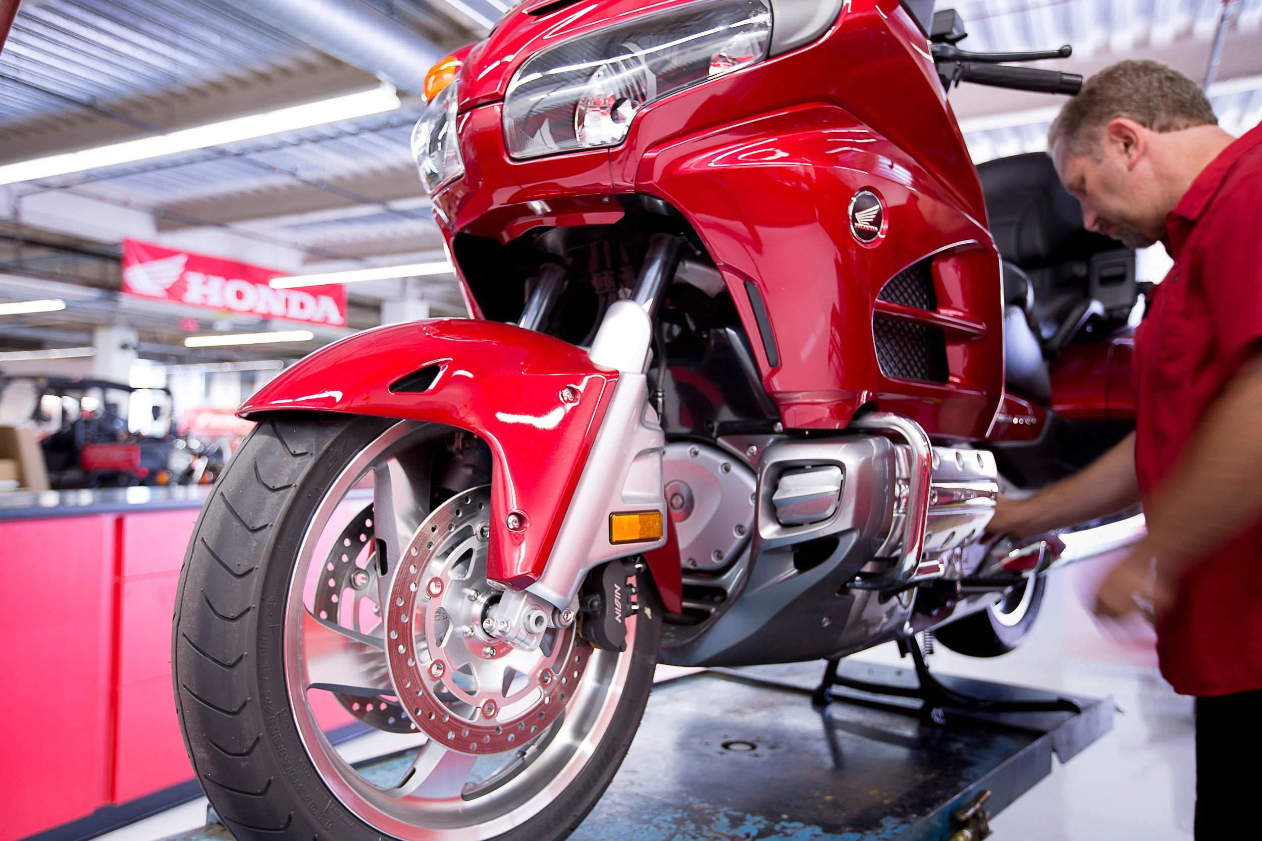 AHM CAMPUS MOTO GARAGE8-HR-3176.jpg