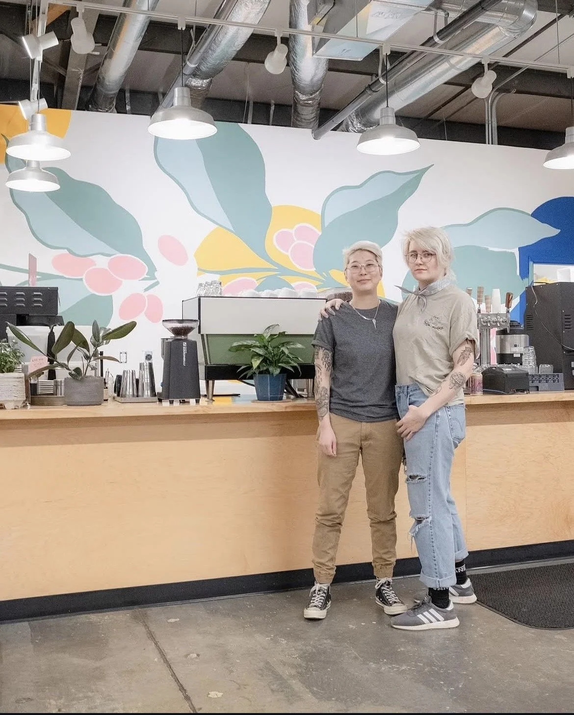 Backsplash mural, Hatchet Coffee, photo: Alan Garvick