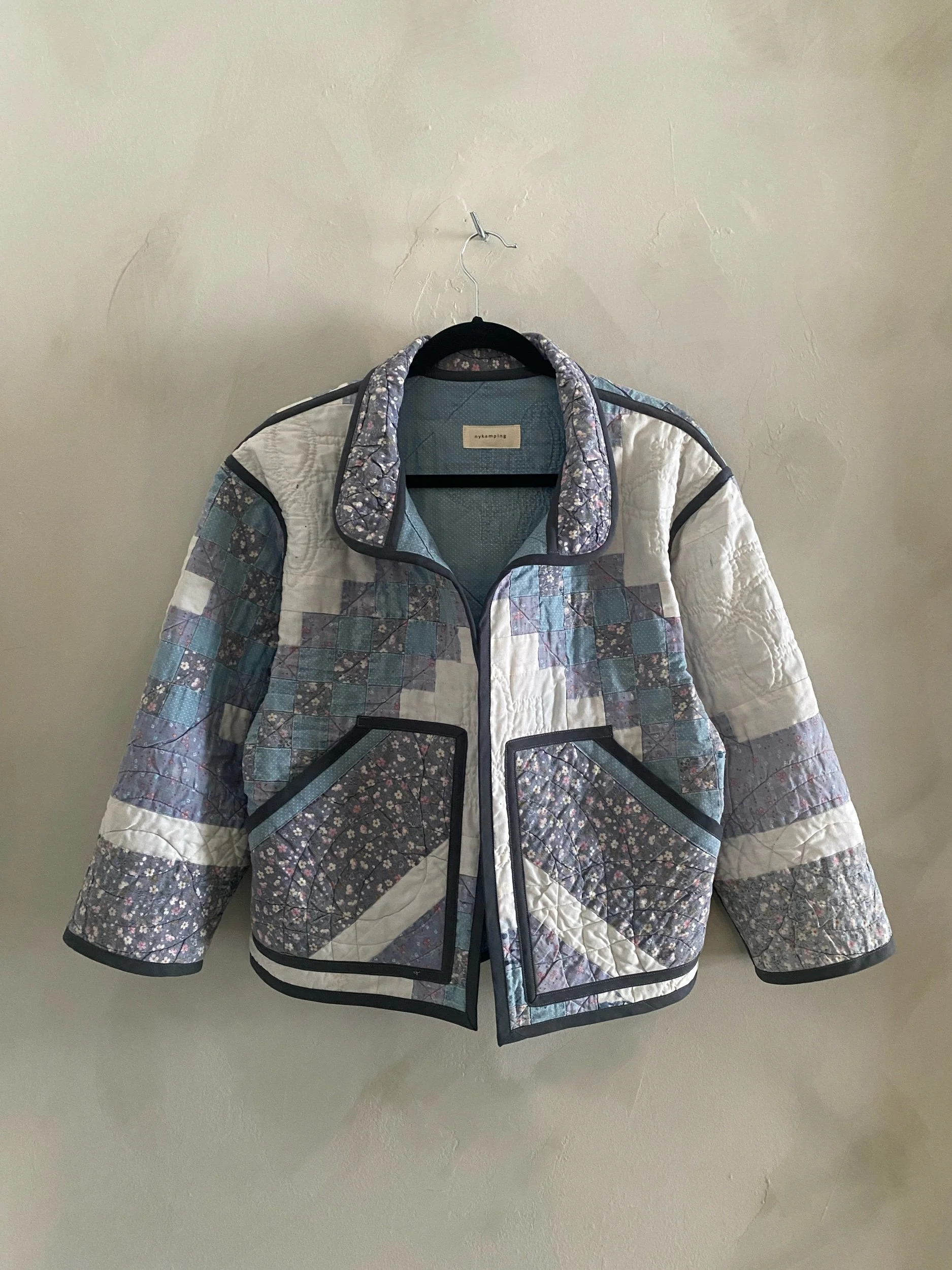 cropped jacket in blue