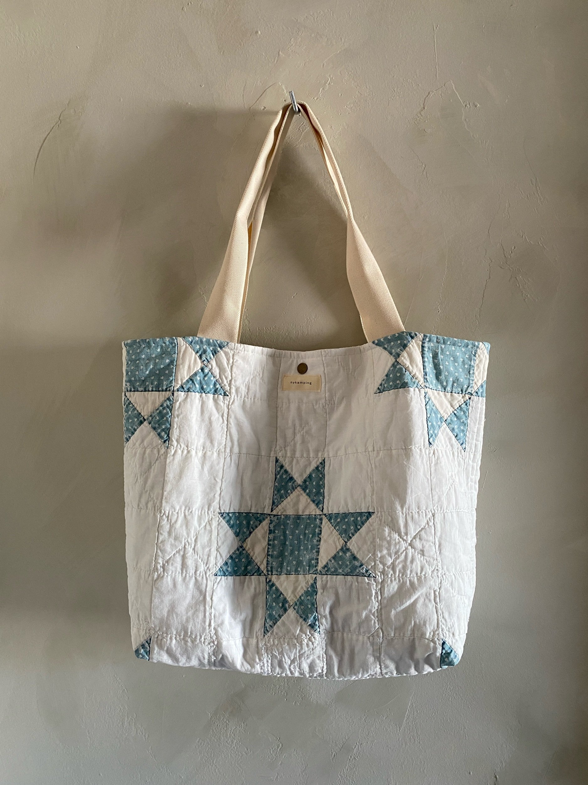 everyday bag in blue