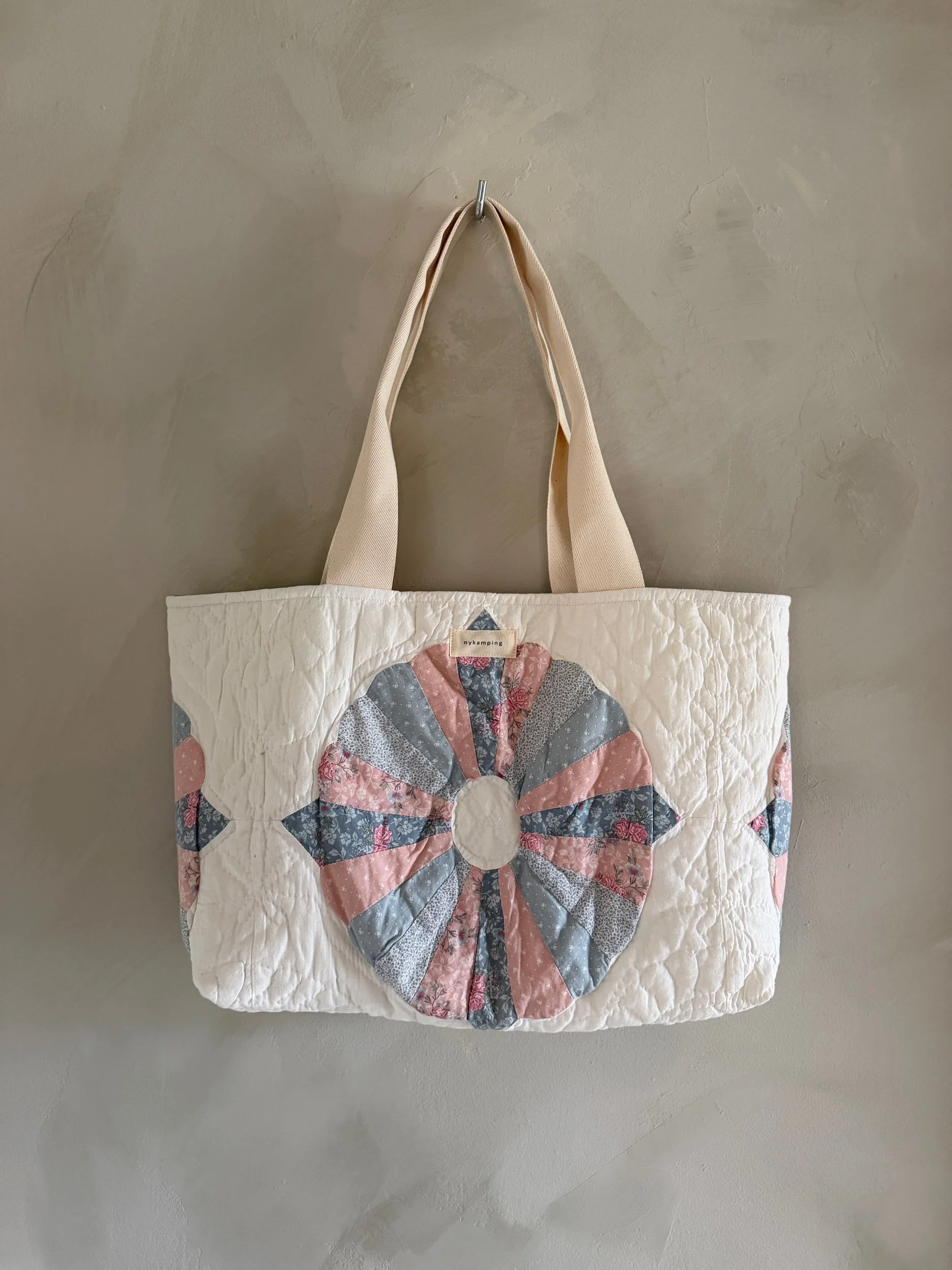 beach bag in cream