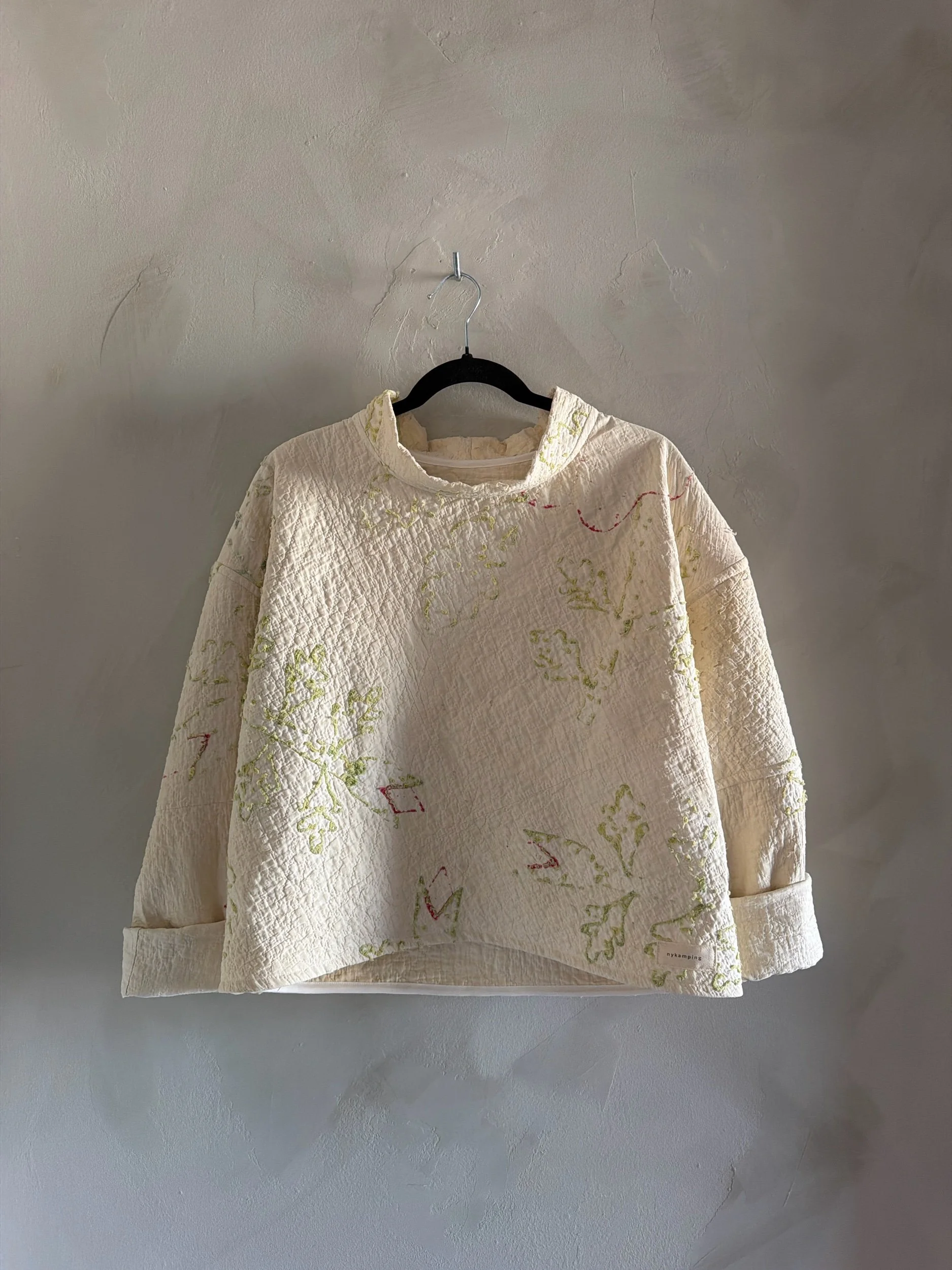 mockneck in cream