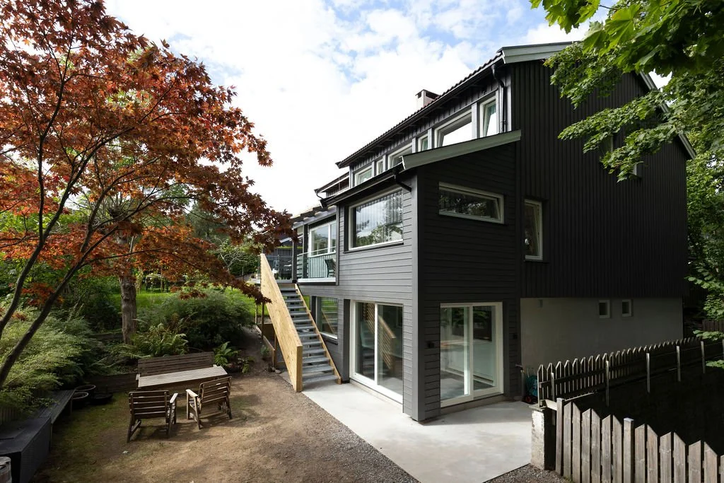 Etterisolering og tilbygg tomannsbolig