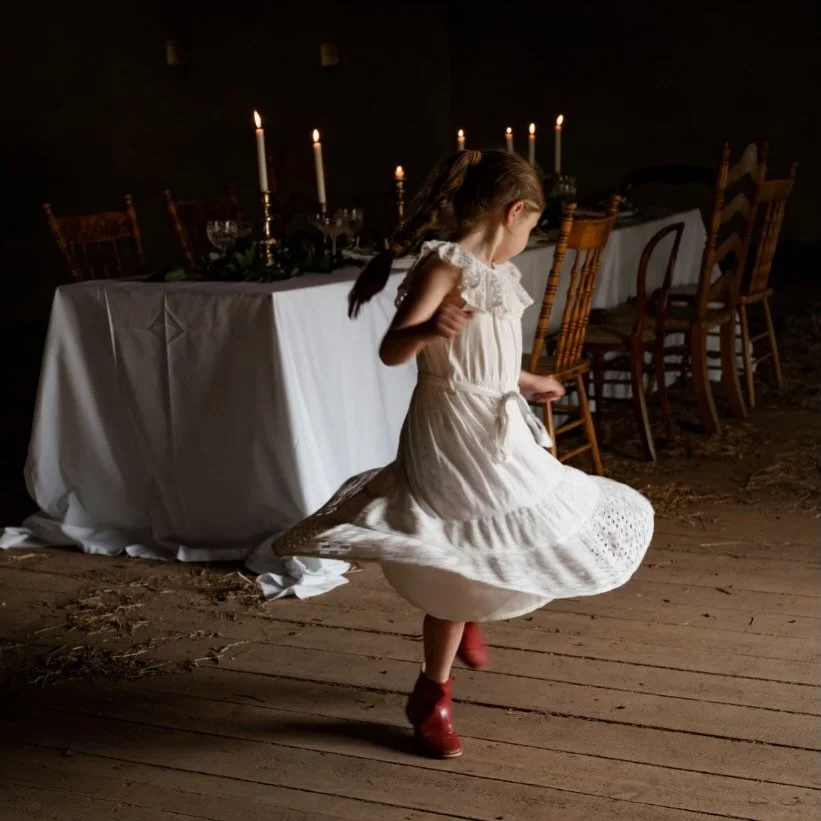 Who loves to dance?! The STABLES at Ceres Homestead. &hearts;️

📷 @camillenuttall_photo