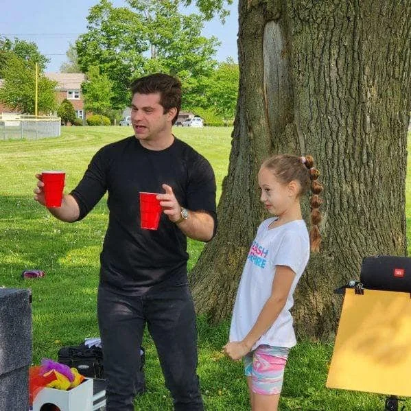 kids birthday party magician buffalo ny
