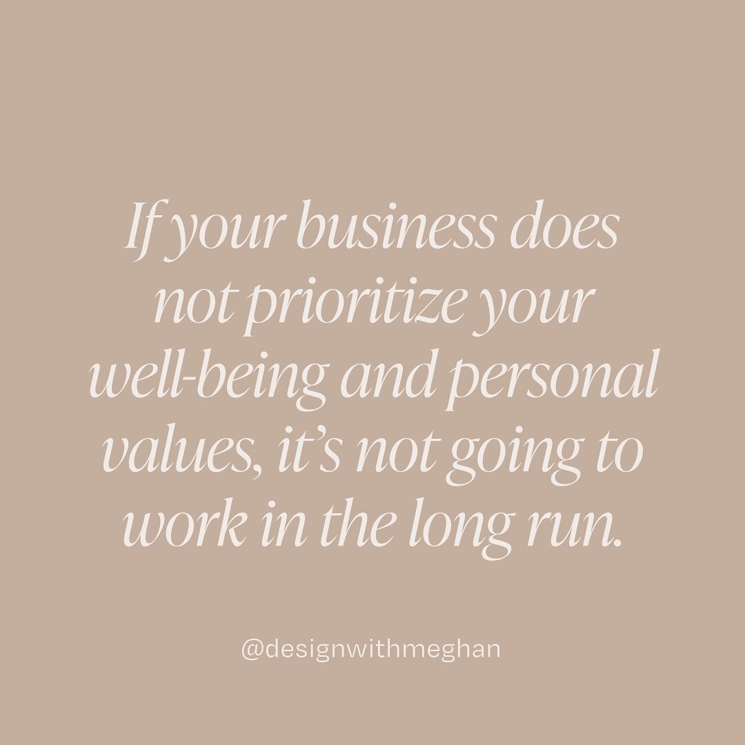 Stop creating a business like hers. If it doesn&rsquo;t fit this season of your life or let you show up for what matters most&hellip;what&rsquo;s the point?!

#intentionalbusiness #businessstrategy #designyourlife