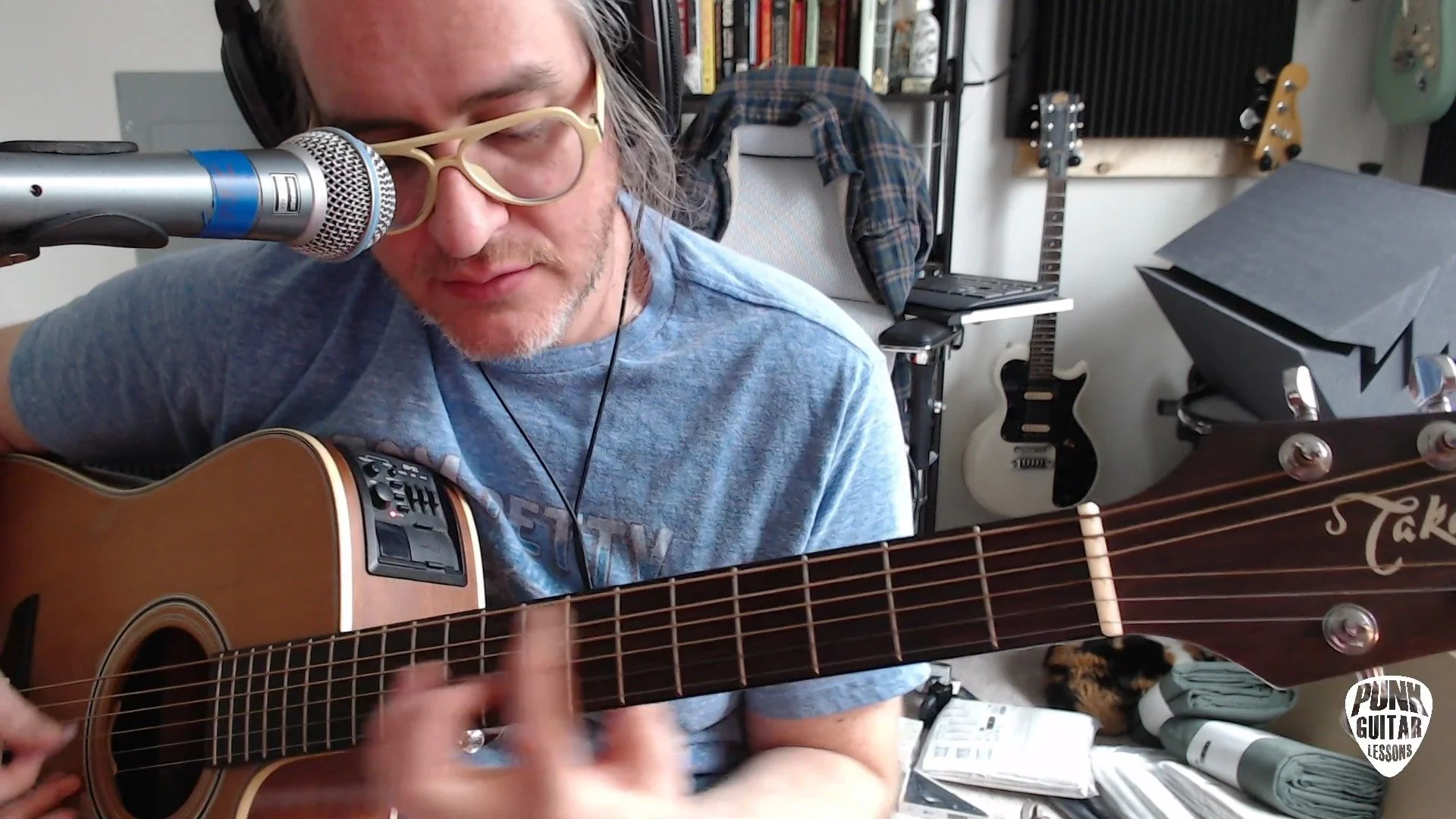 Improve your dexterity and muscle memory with this chord shapes exercise! Get custom-made tutorials like this with every lesson at Punk Guitar Lessons! #onlineguitarlessons #guitar #punk