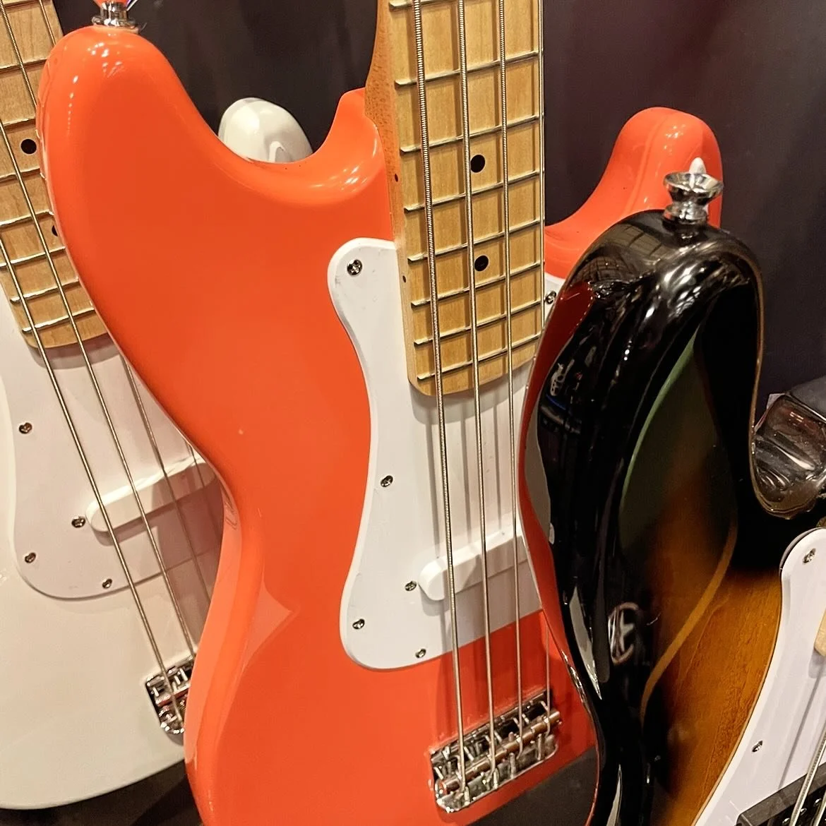 What do ya&rsquo;ll think of short scale basses? I first played one at a party years ago with The Friendly Guys, my old oldies cover band. I was borrowing a Bronco and at first was dismayed it was a Squier, especially when I&rsquo;d left my MIJ Jagua