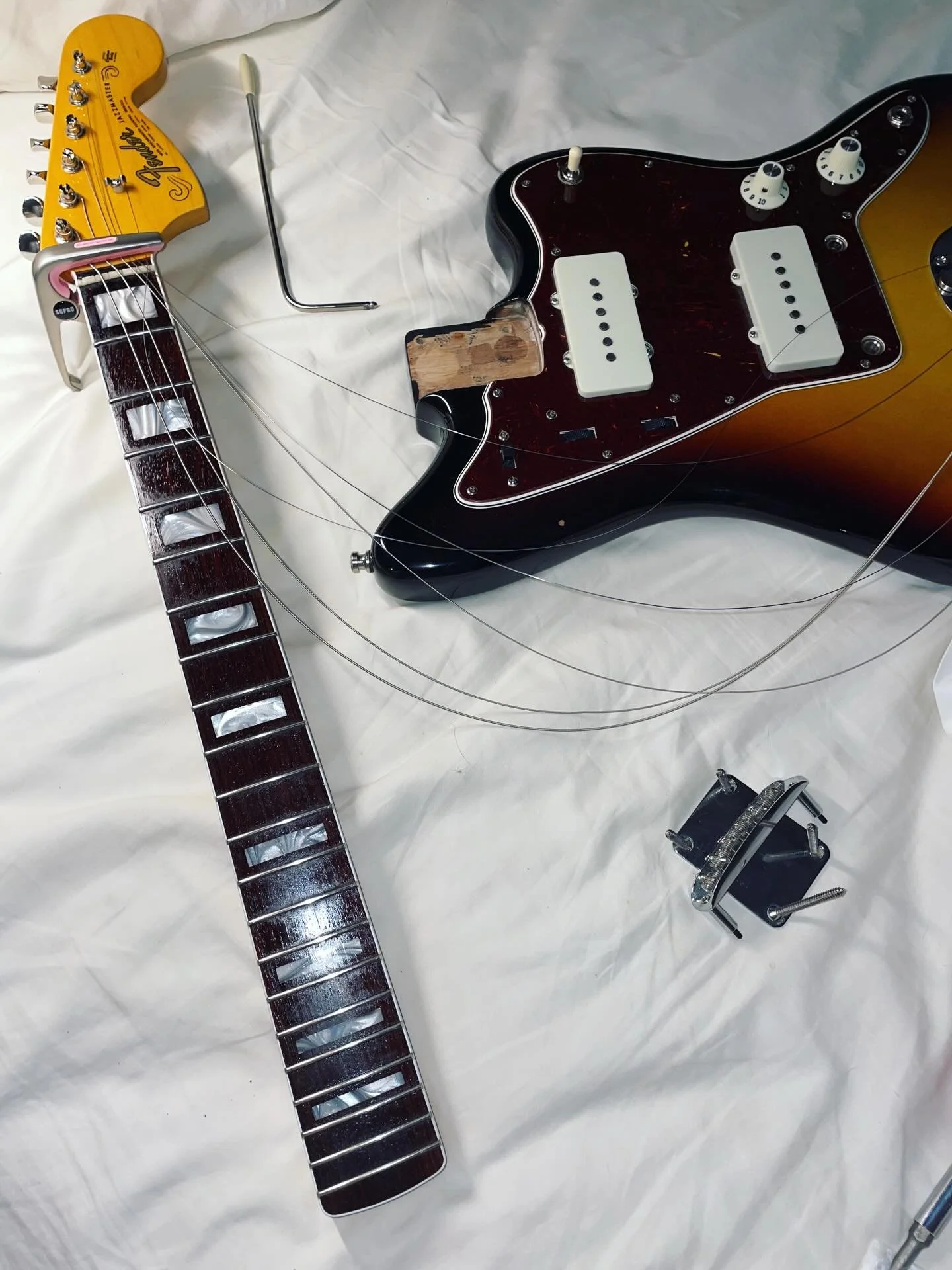 you can learn more than just how to play the guitar with PGL! we can also teach you how to set up your guitar, or answer any questions you have about different types of guitars, amplifiers or FX pedals #onlineguitarlessons