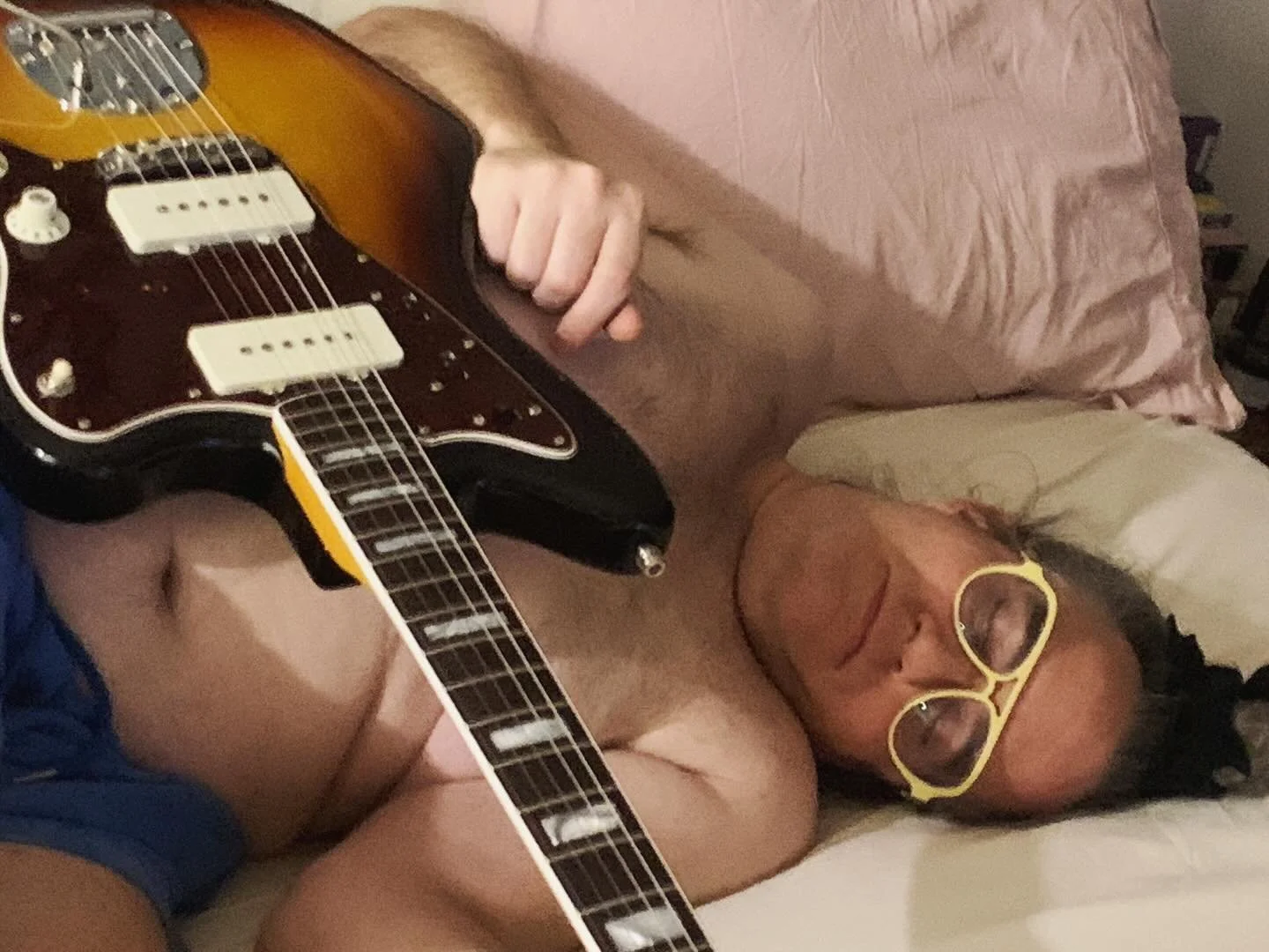 anyone else ever fall asleep playing their guitar?? #guitarist