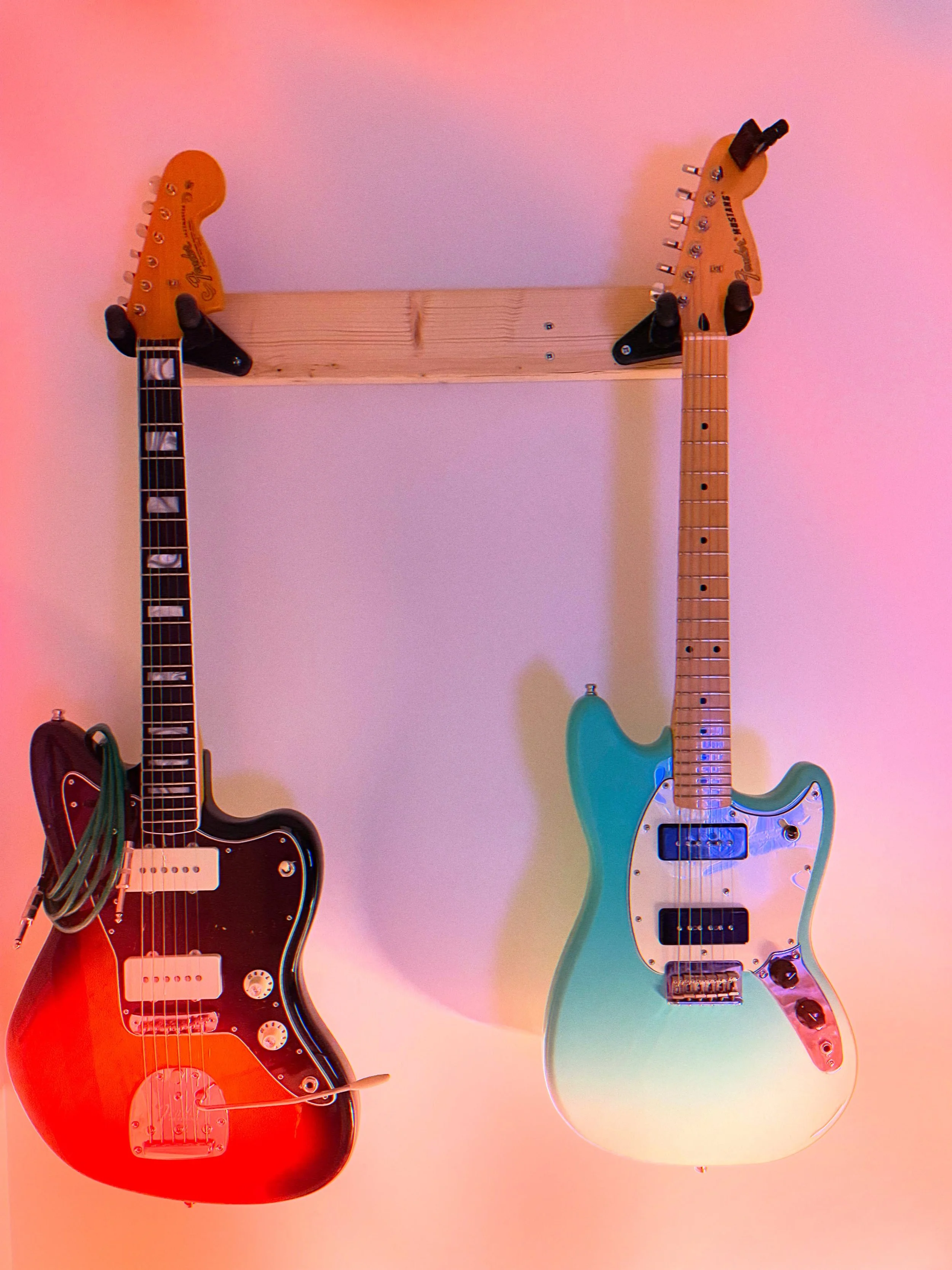just a couple of gals hanging around #fender #offset #jazzmaster #fendermustang #p90pickups