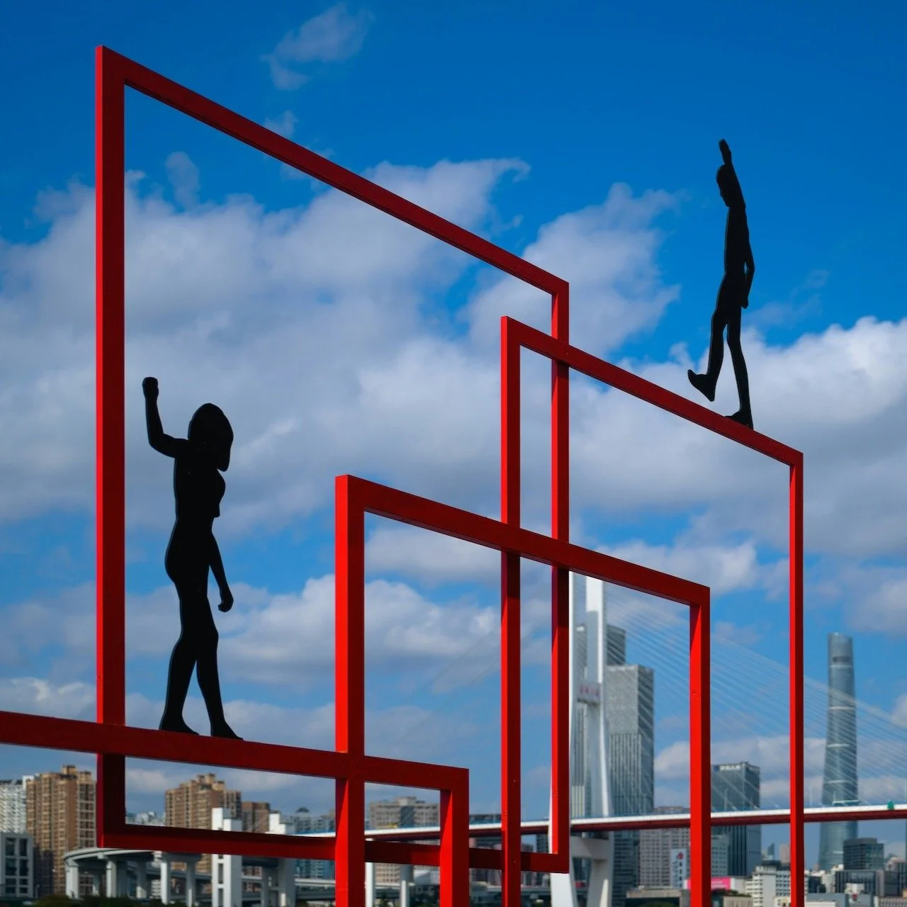 Do you find it easier to push your own needs aside and people-please to the point of exhaustion rather than try to set boundaries? 
You’re not alone. 
Most of us know that boundaries are good for us and help our relationships thrive, but many
