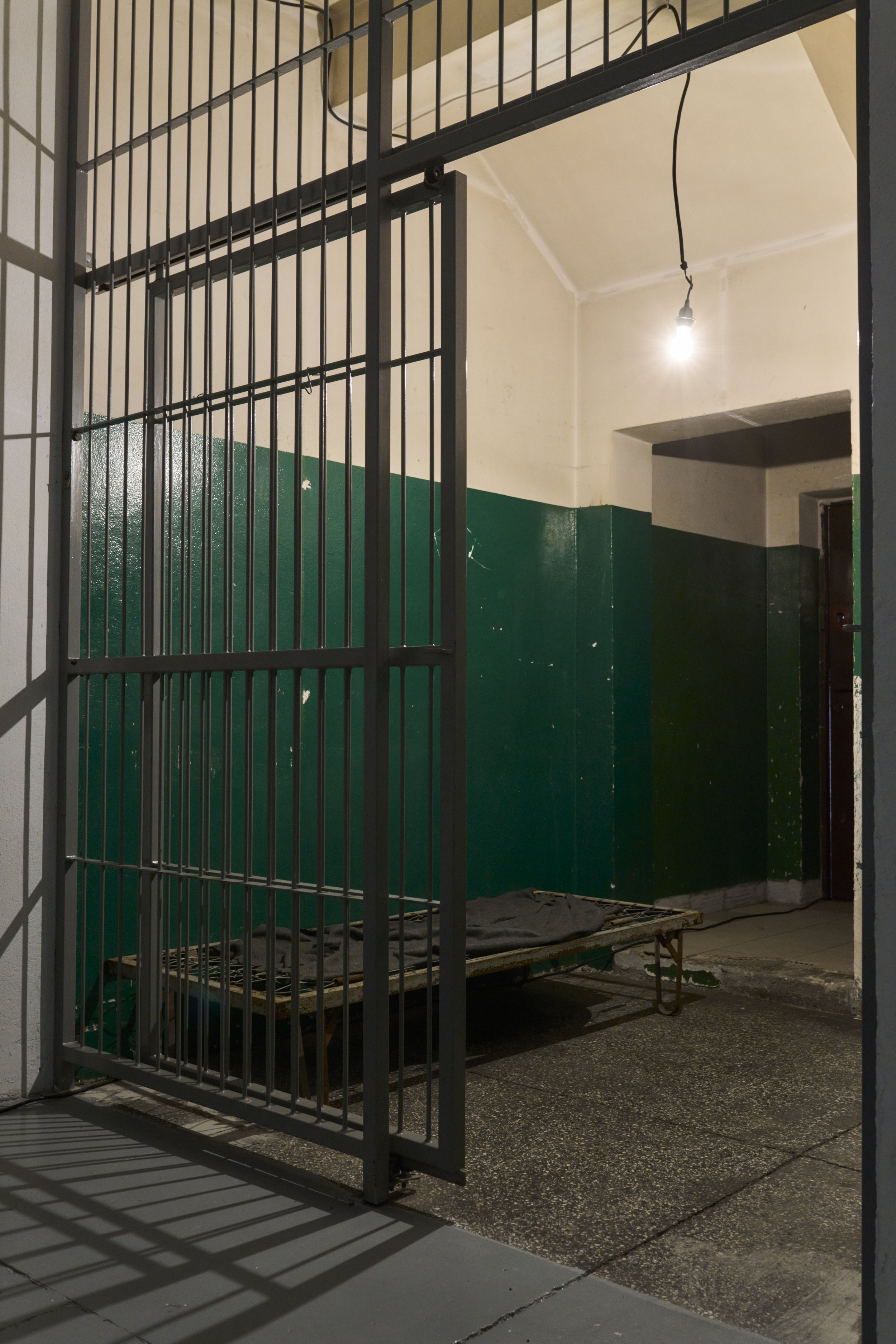 RIVER JAIL