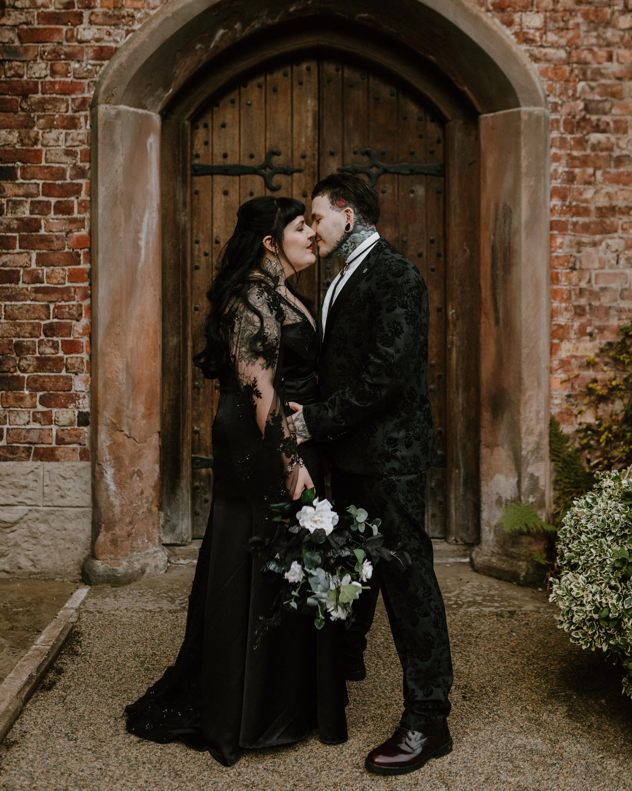 Olivia J Alternative Wedding PHotography NatAsheOct24-60.jpg