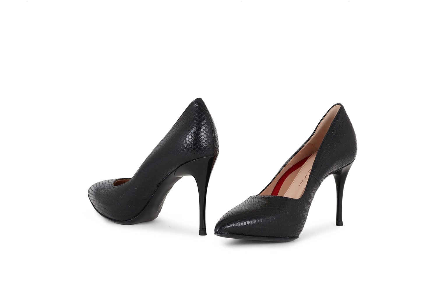MISS-TARYN-BLACK-MAMBA-BOTH.jpg
