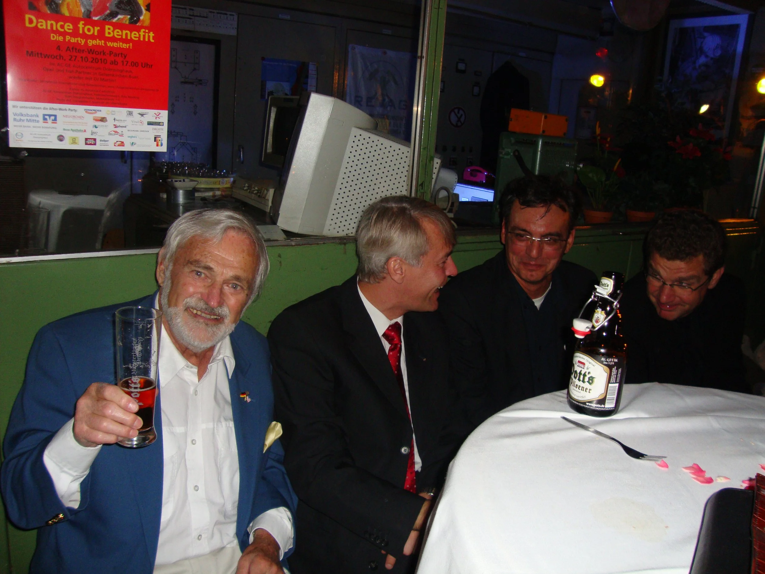 rotary-2010-2011-170_7454351226_o.jpg