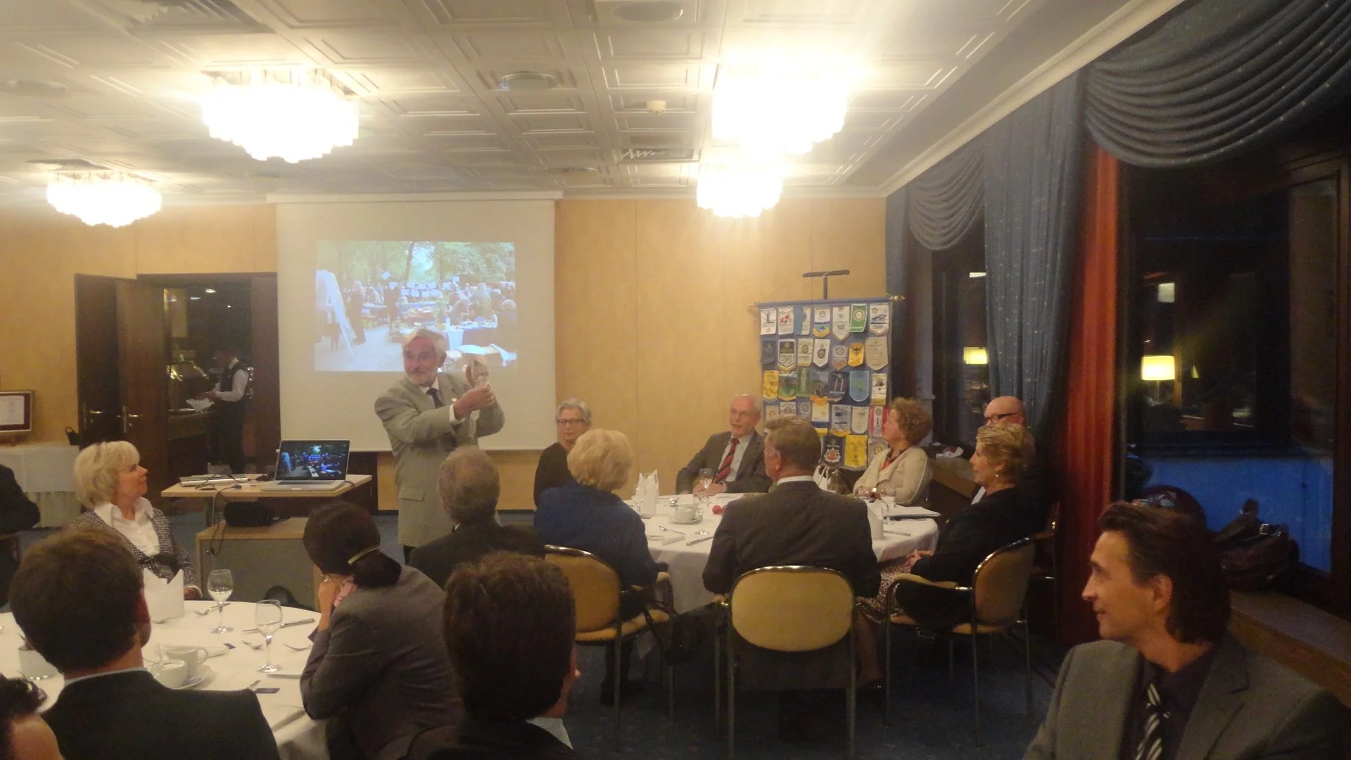 rotaryabendmeeting-2592012-002_8489263502_o.jpg