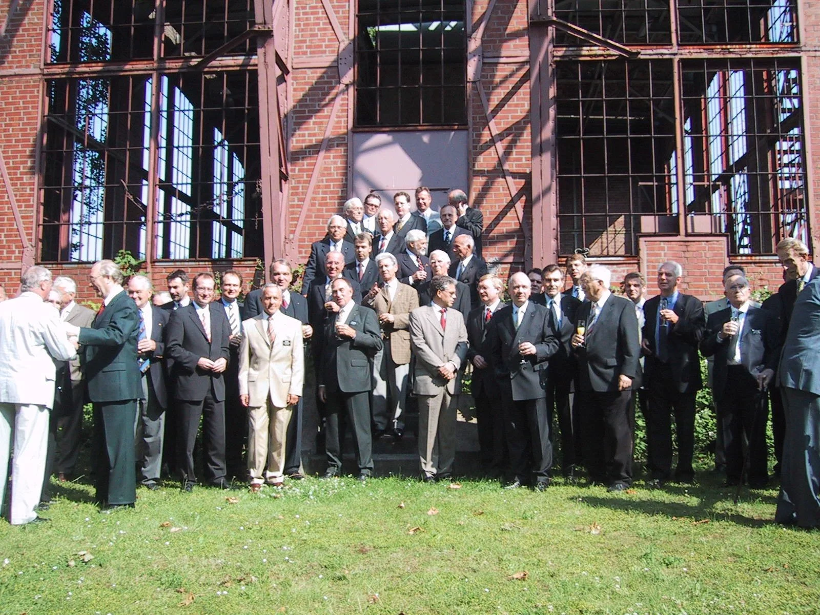145-4538_img_7407305080_o.jpg