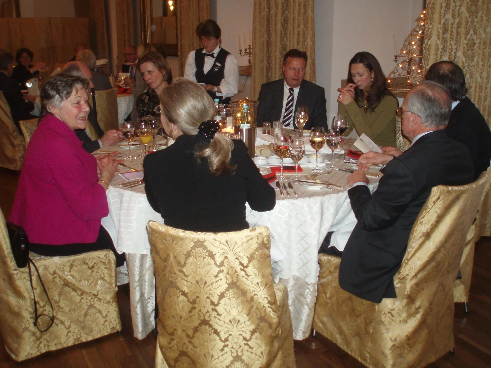 rotary-2010-2011-187_7459681118_o.jpg