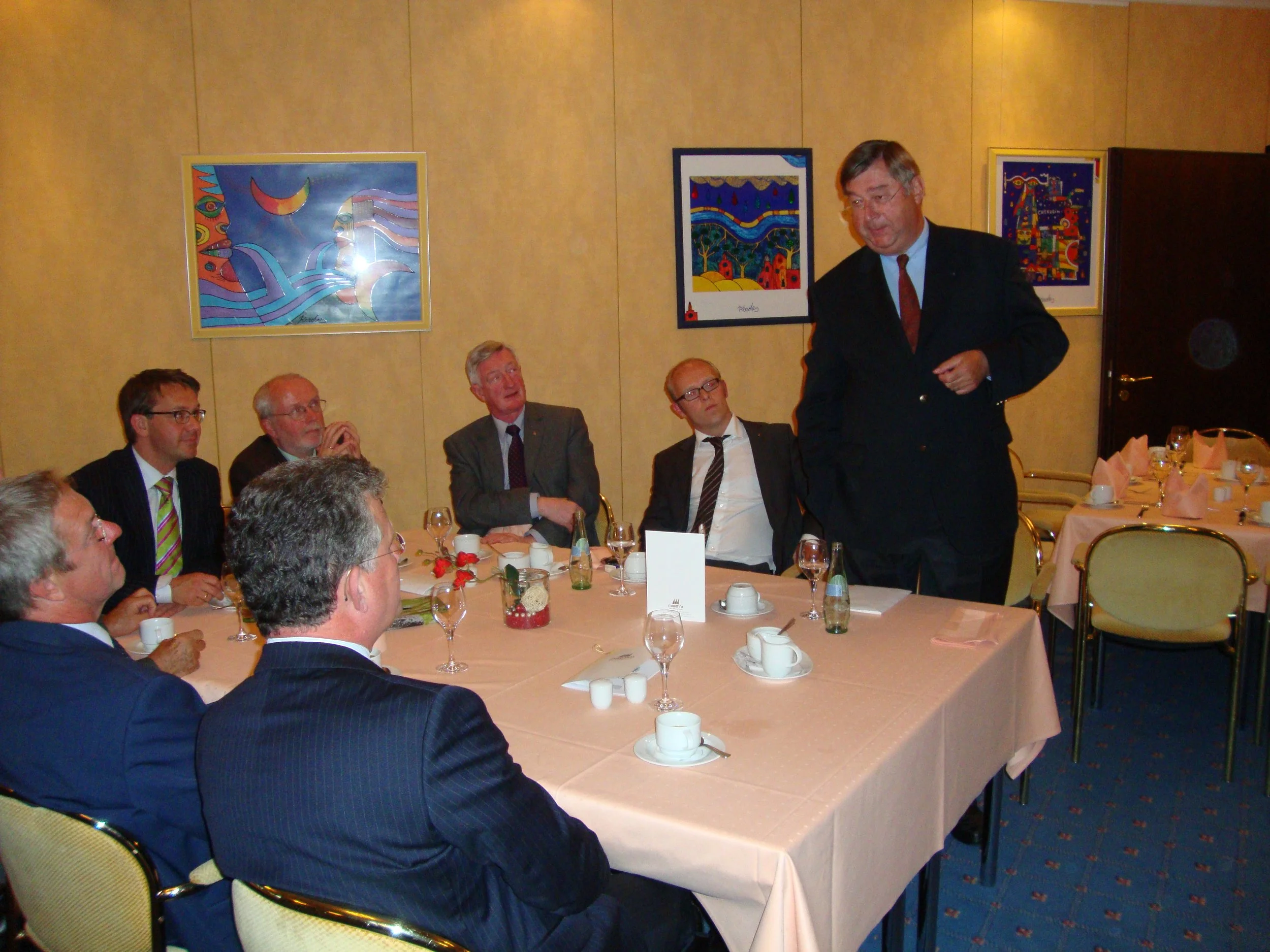 rotary-2010-2011-128_7453998532_o.jpg
