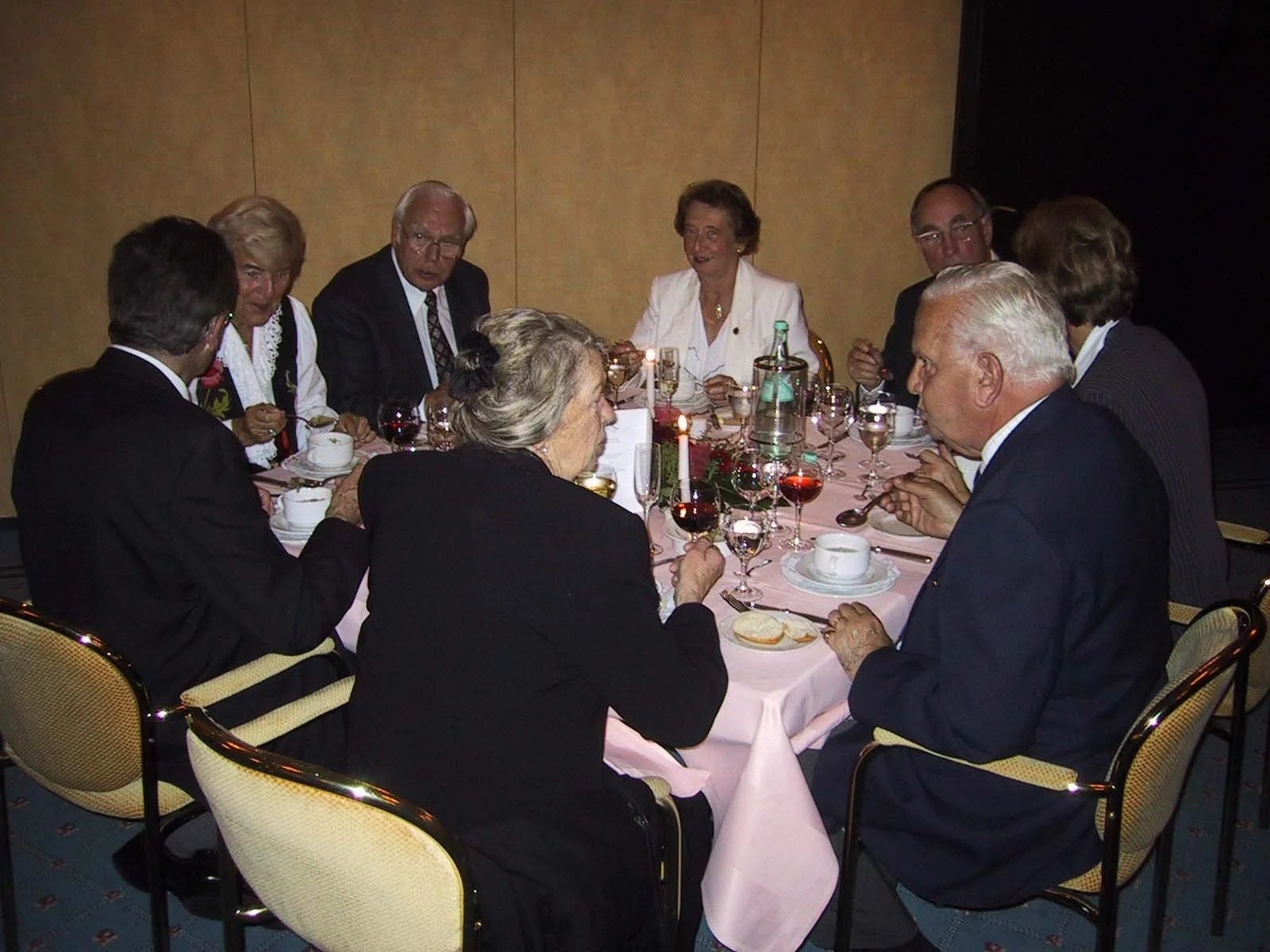 132-3260_img_7413471688_o.jpg