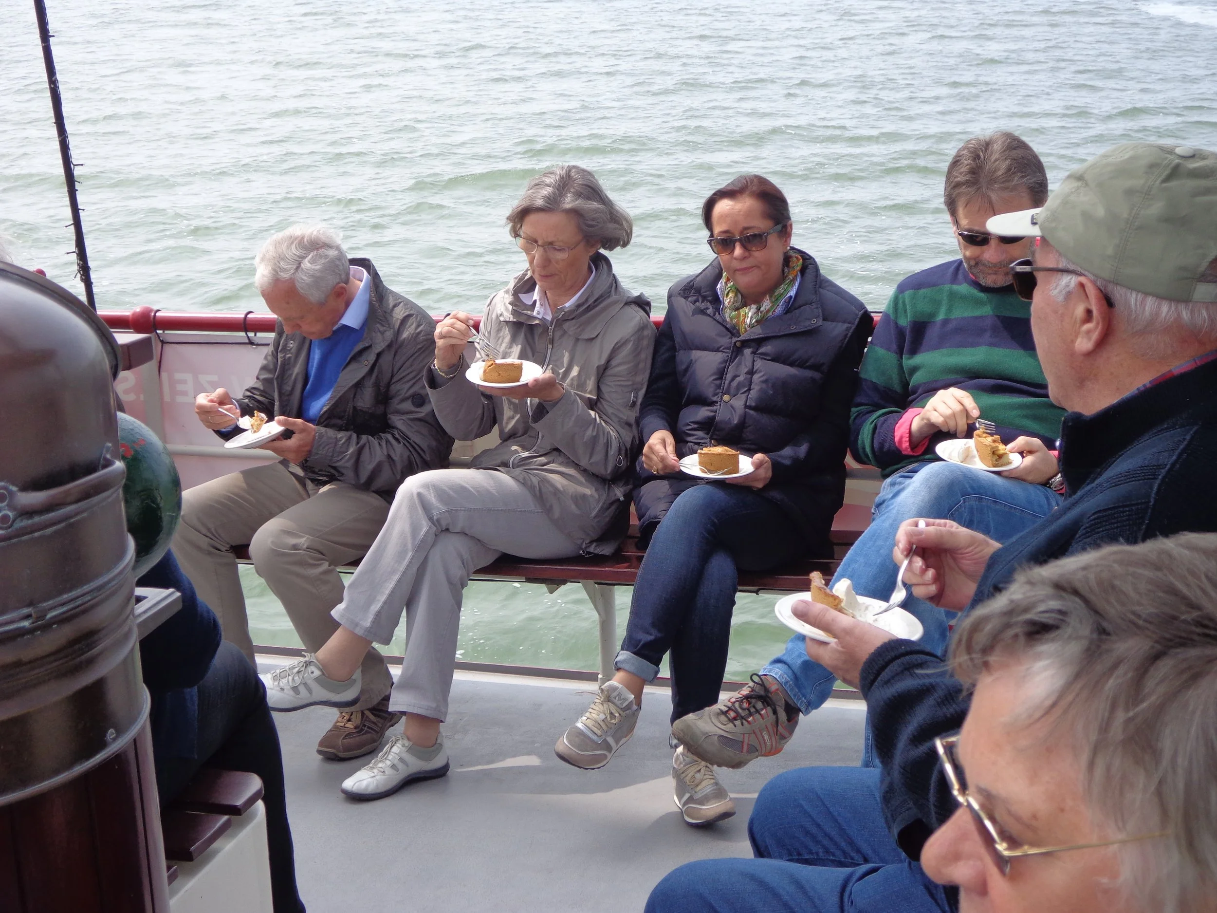 An Bord der Bounty - Imbiss.2.JPG