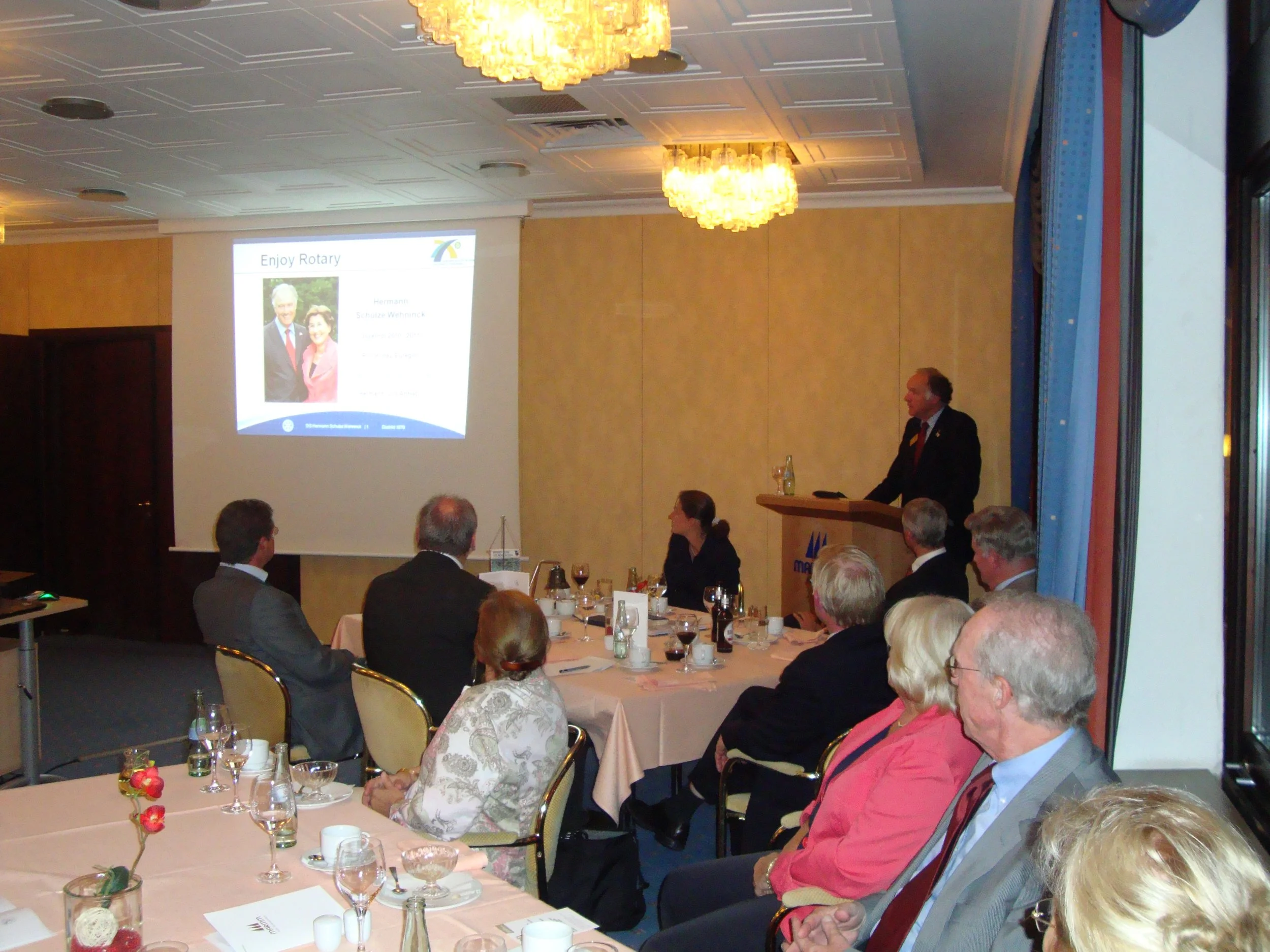 rotary-2010-2011-132_7453985954_o.jpg