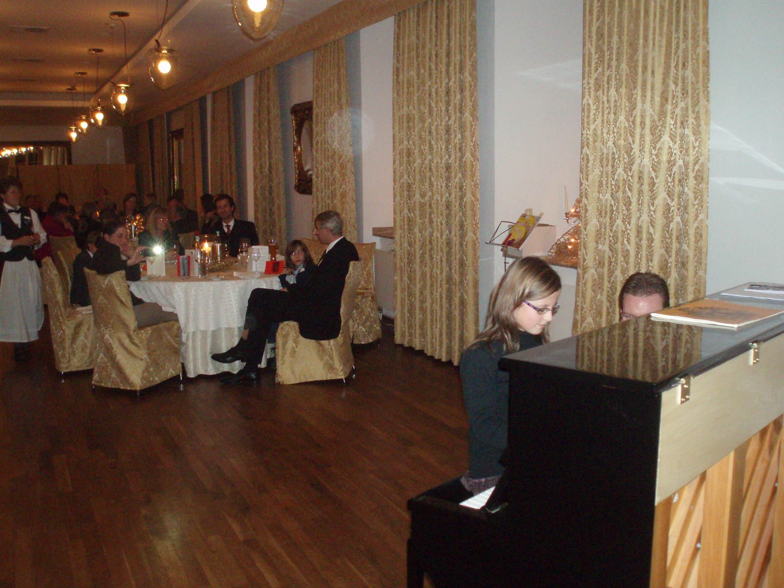 rotary-2010-2011-194_7459682030_o.jpg