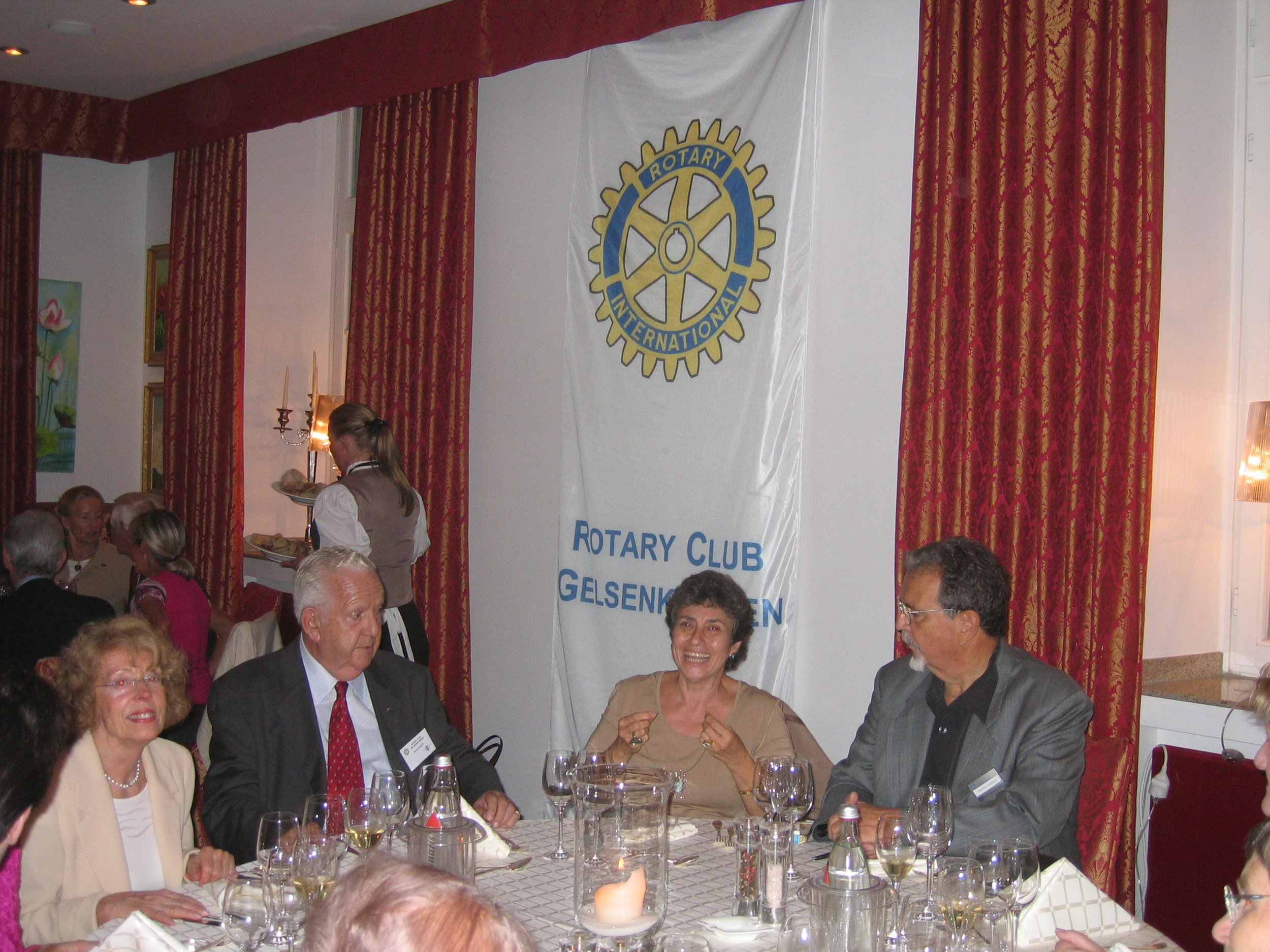 IMG_0001RotaryFranzosen06 (32).JPG
