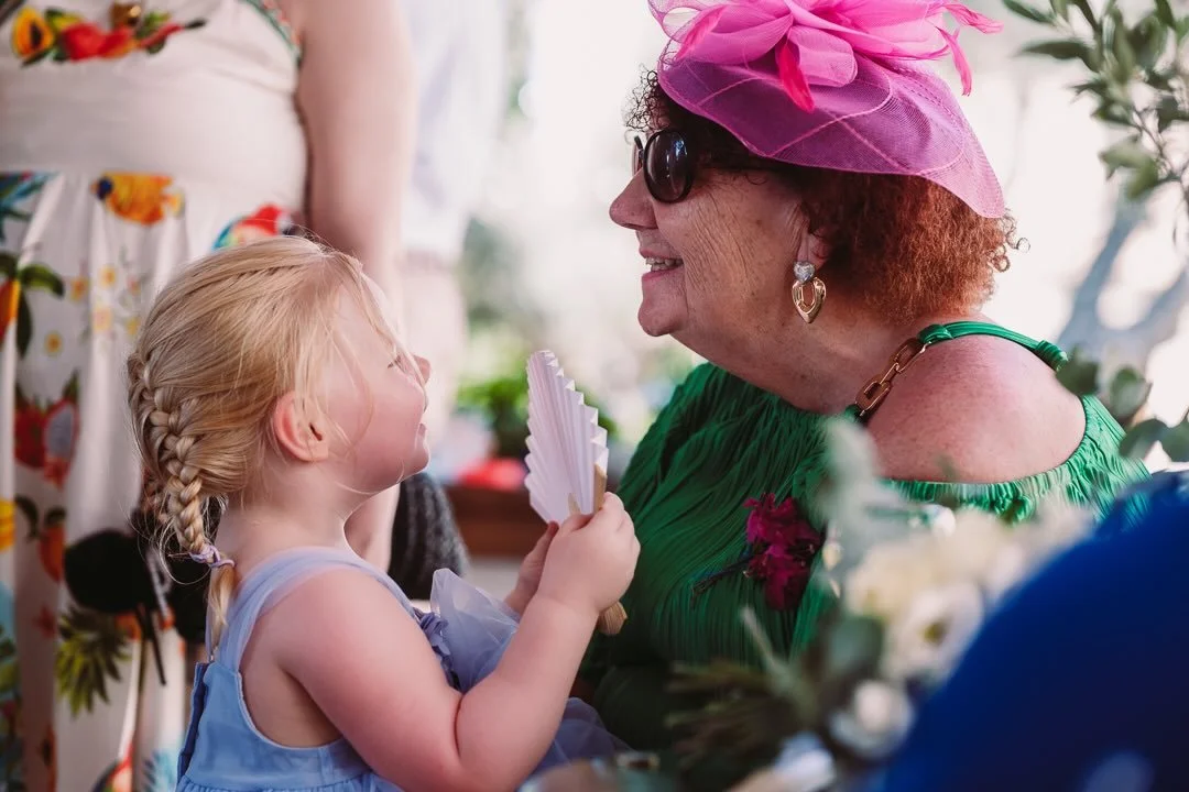 A little fan - always a great idea at summer weddings. Especially here in Crete. It gets hot 🥵. 

#documentaryweddingphotography #weddinginspiration #weddingday #realmoments #candidweddingphotography