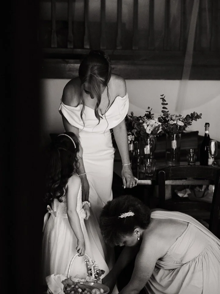 Getting ready moments - no posed photographs, no bridesmaids jumping on beds, no grinning at the camera. Just memories. Wedding preparation photos don&rsquo;t need to be chore or a worry. You get ready, I get the photos. Simple.

#weddinginspiration 