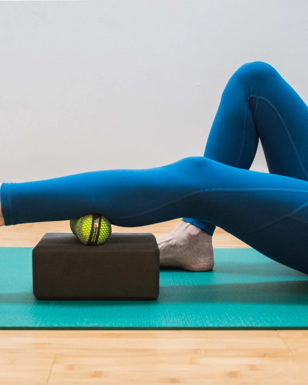Self-Massage for the Lower Body:
Feet, Legs, Hips, and Low Back
with Kat Kocurek
Sunday, July 12th 1-3pm

Join Kat Kocurek (certified Rolfer, massage therapist, and yoga teacher) for a 2-hour guided self-massage practice for the lower body. In this w