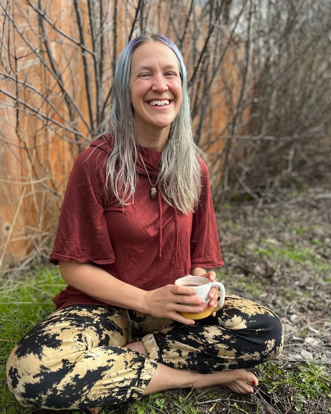 Wishing a very happy birthday to Emily Dalsfoist! 
May this year bring you love and ease! 🥳

Practice with @emily.dalsfoist 
Mondays at SE
12:00pm Hatha Flow

 #yoga #yogarefuge #yogarefugepdx #portlandyogastudio #pdxyogastudio #pdxyoga #montavilla 