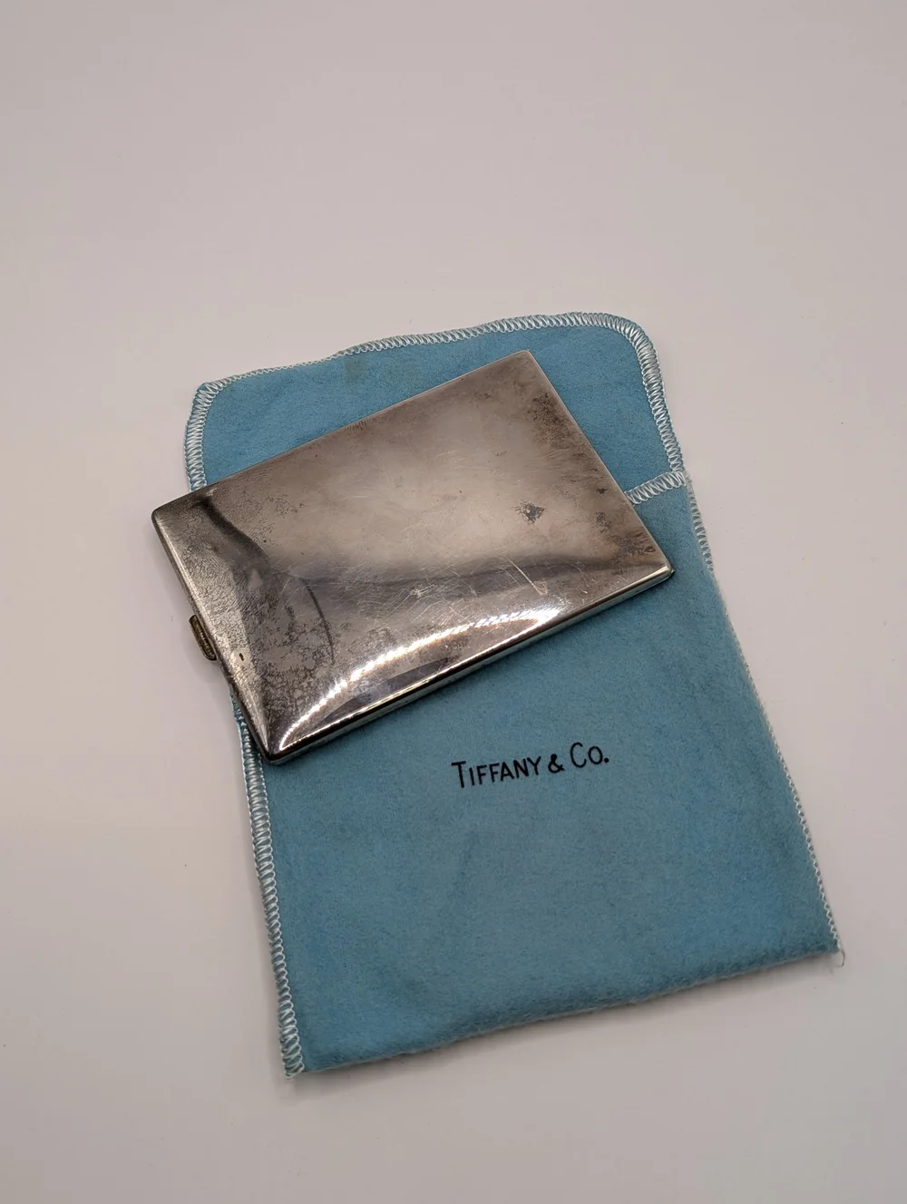 vintage tiffany cigarette case Box Silver Cigarette Tiffany Co Tiffany 1837 Silver Cigarette Case Silvery Ref Sterling silver (.925) Hinged cigar box Impressed Tiffany Detail - Fine Antiques, Antique